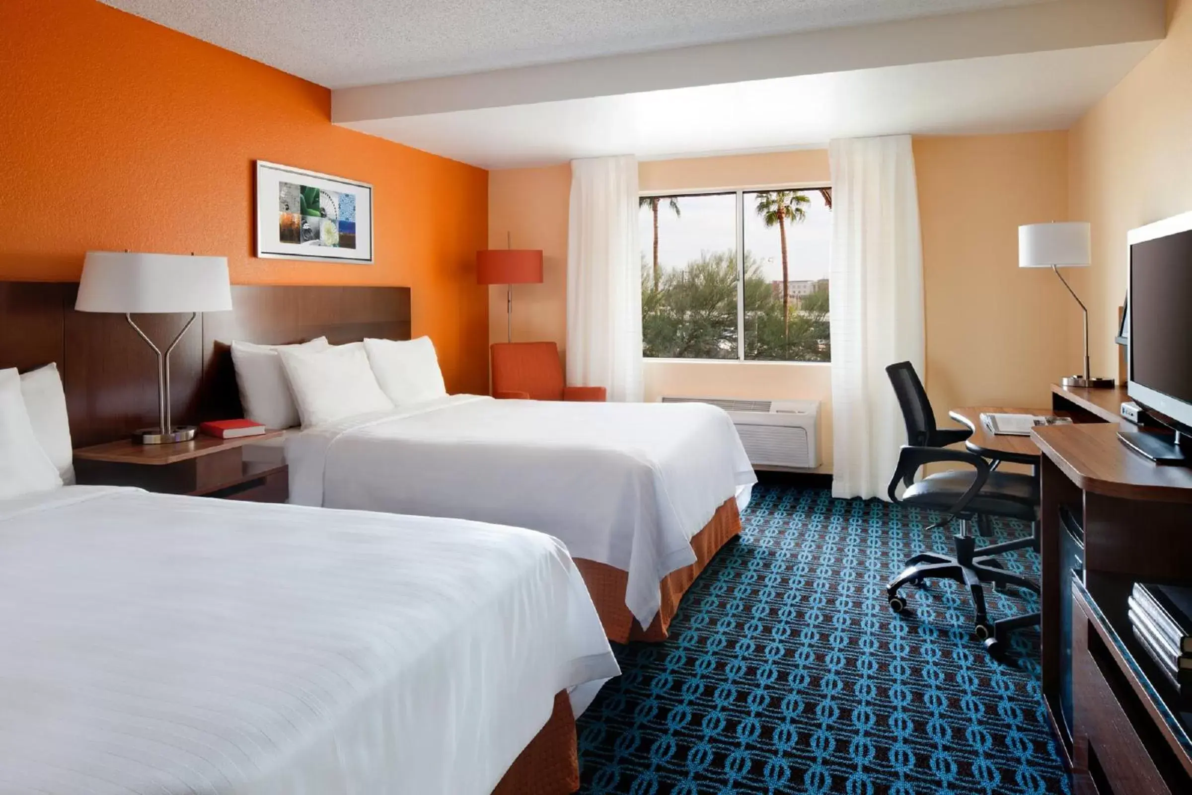 Photo of the whole room, Room Photo in Country Inn & Suites by Radisson, Phoenix Airport, AZ