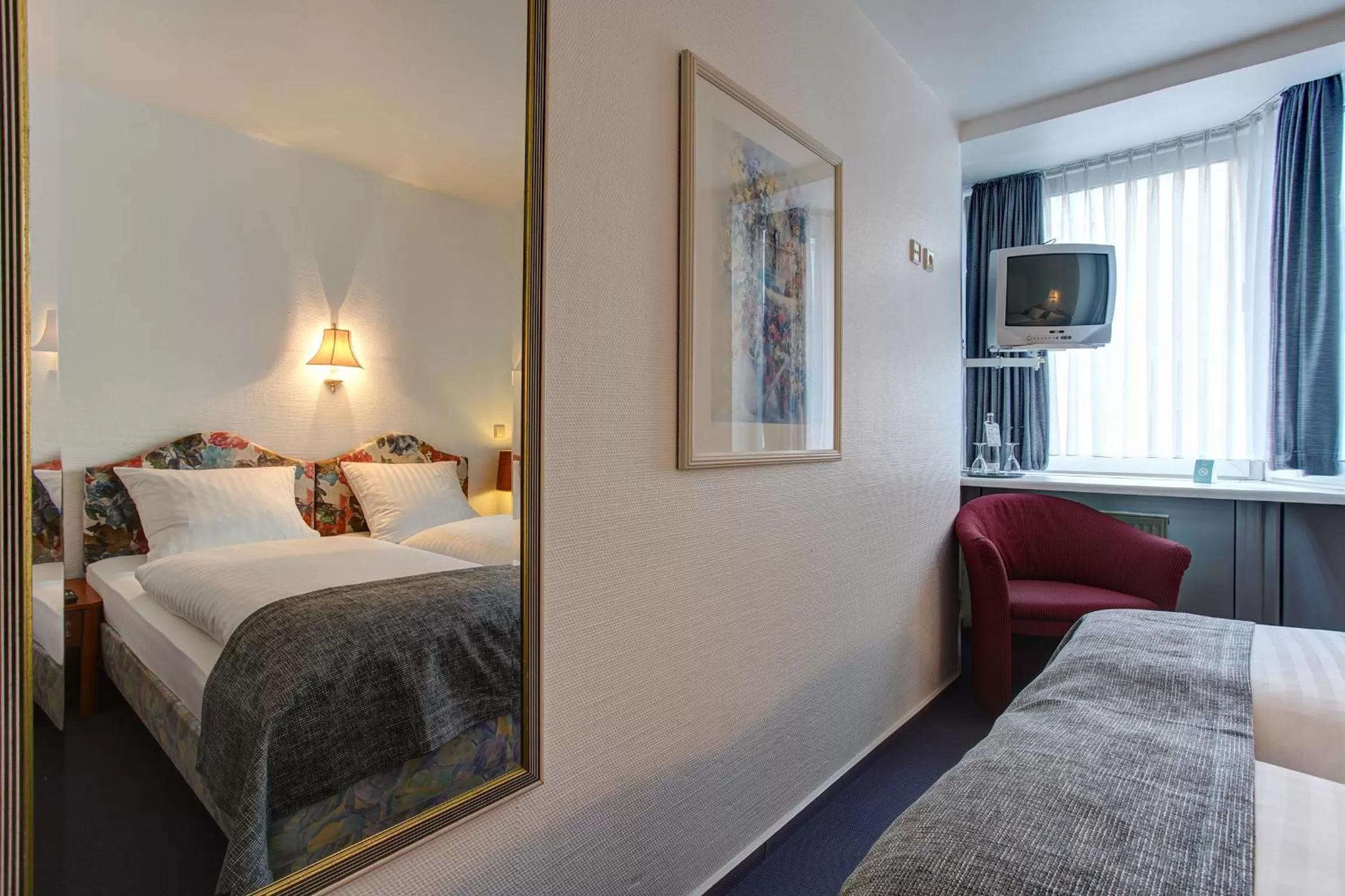 Photo of the whole room, Bed in Centro Hotel Arde Köln City, Trademark Collection by Wyndham