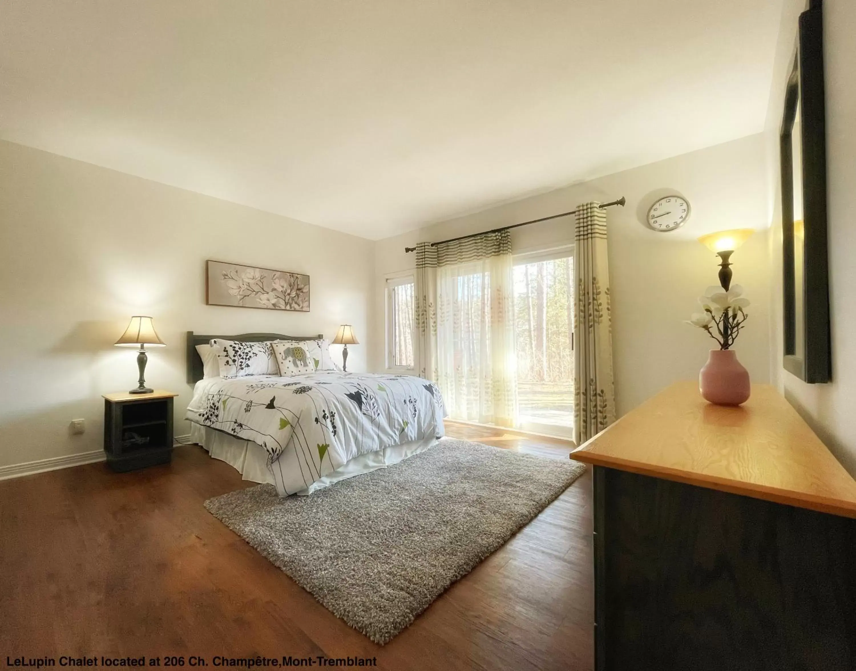 Bed in Auberge Le Lupin B&B-Self Check-in