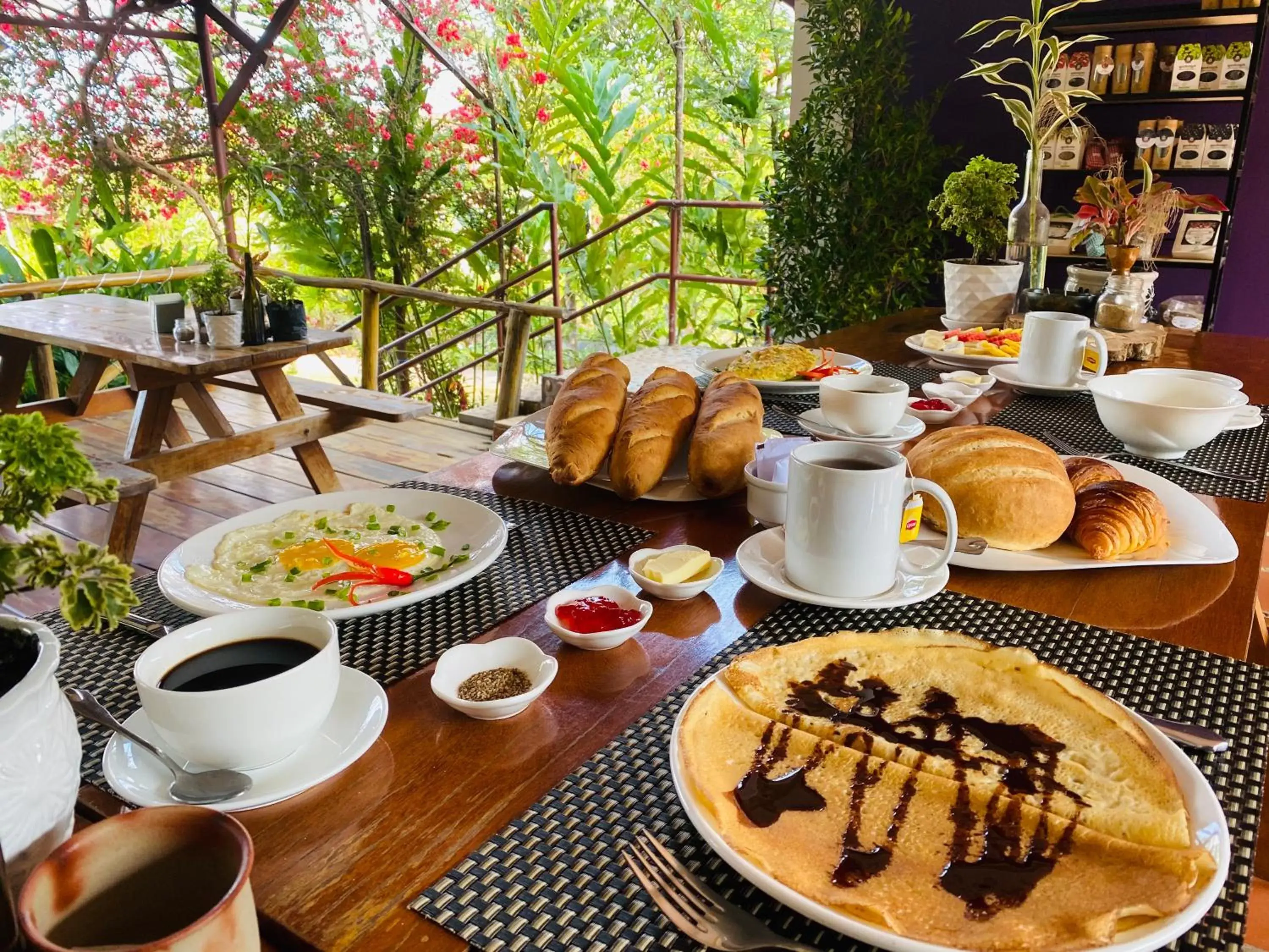 Restaurant/places to eat, Breakfast in Atmaland Resort