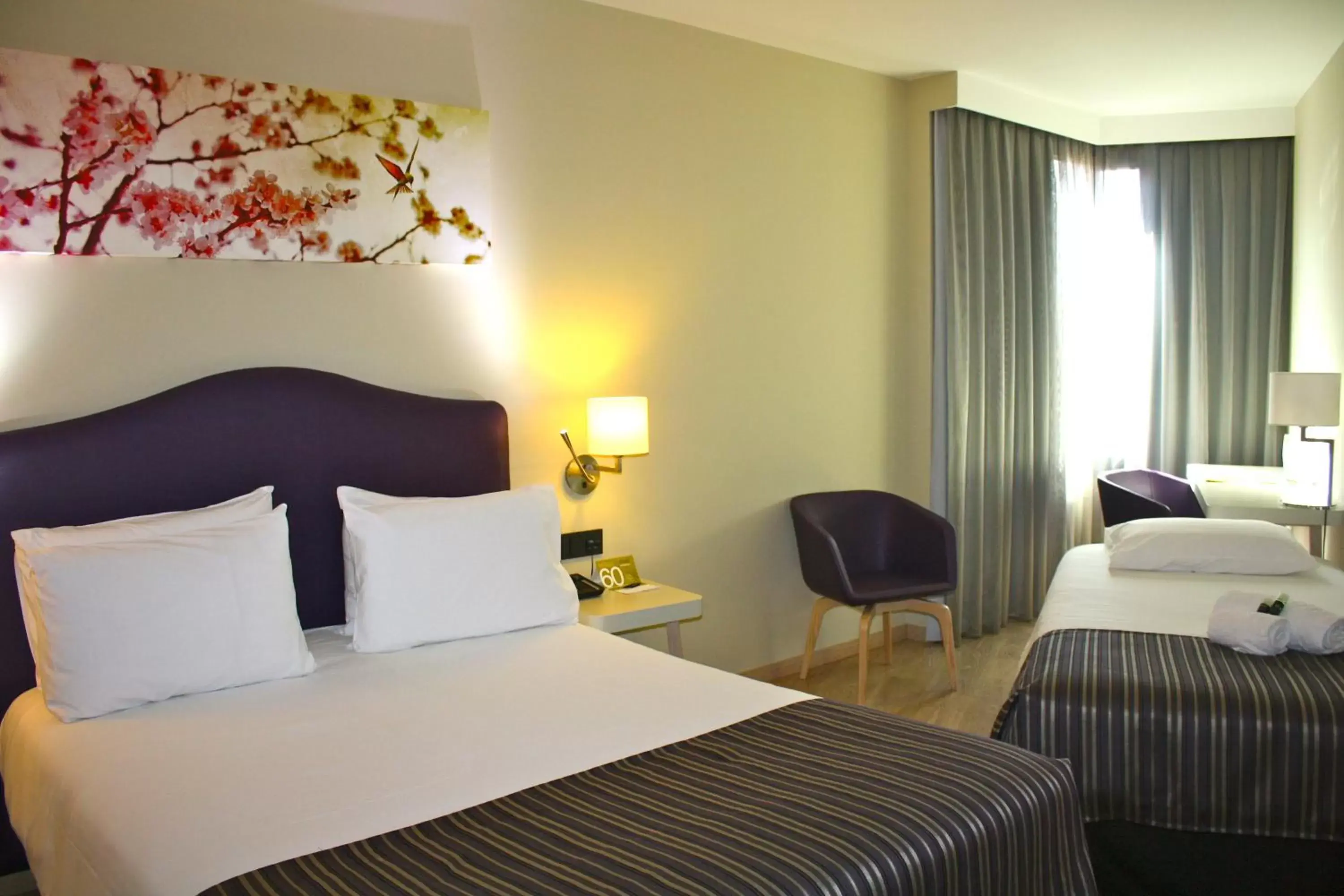 Bed in Exe Moncloa Bed in Exe Moncloa