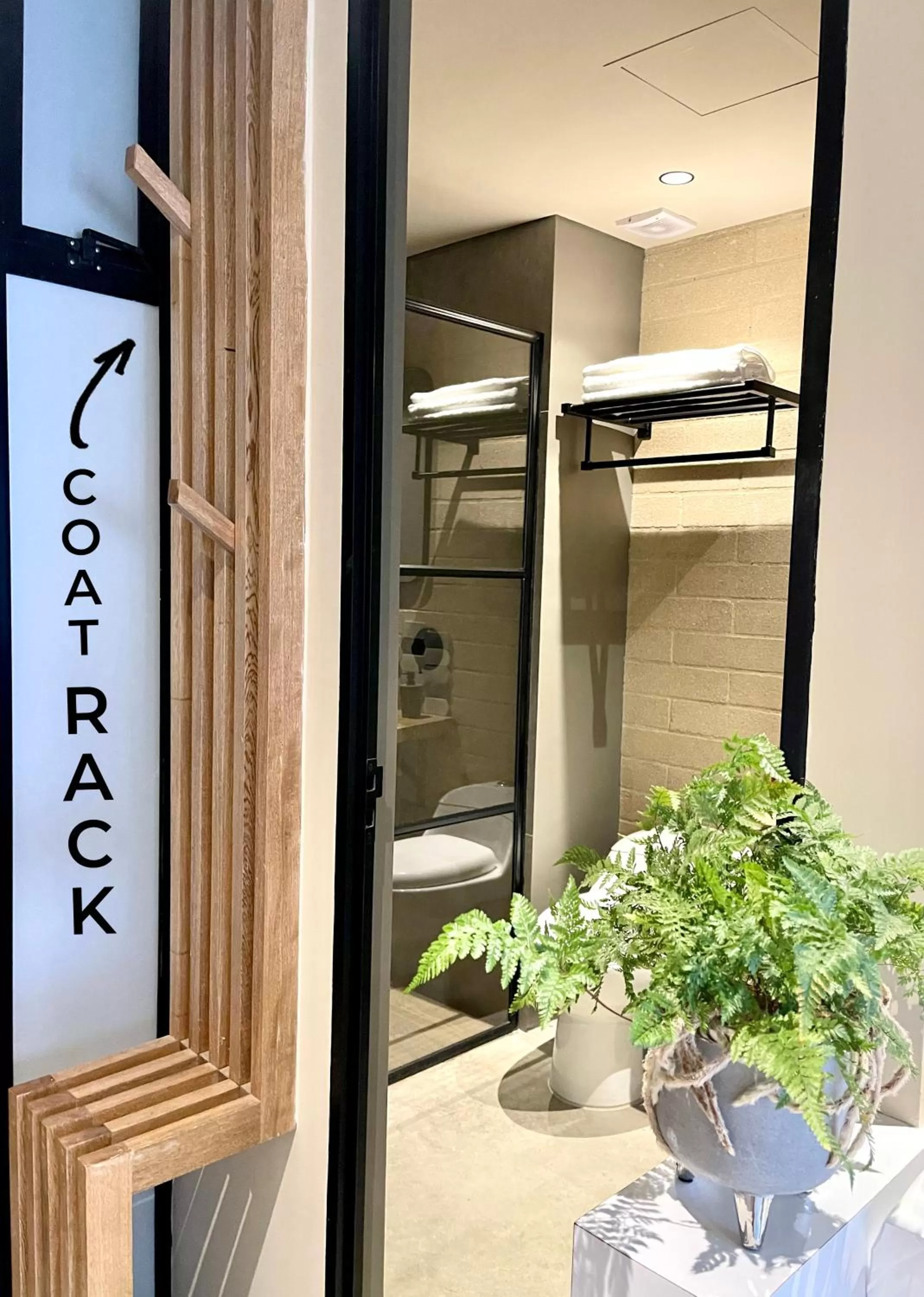 Bathroom, Bed in Beminimal Hotel