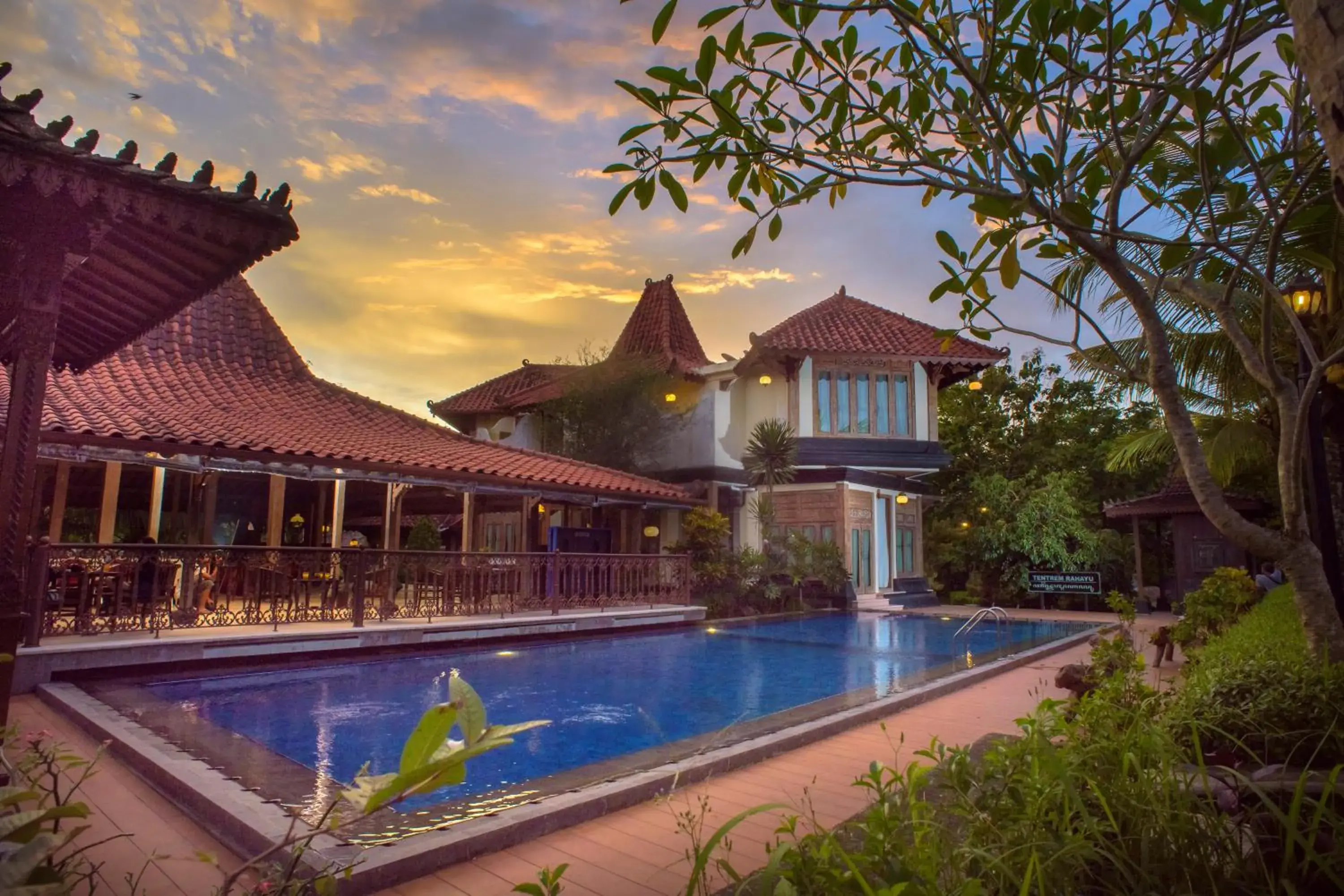 Swimming pool in Java Village Resort