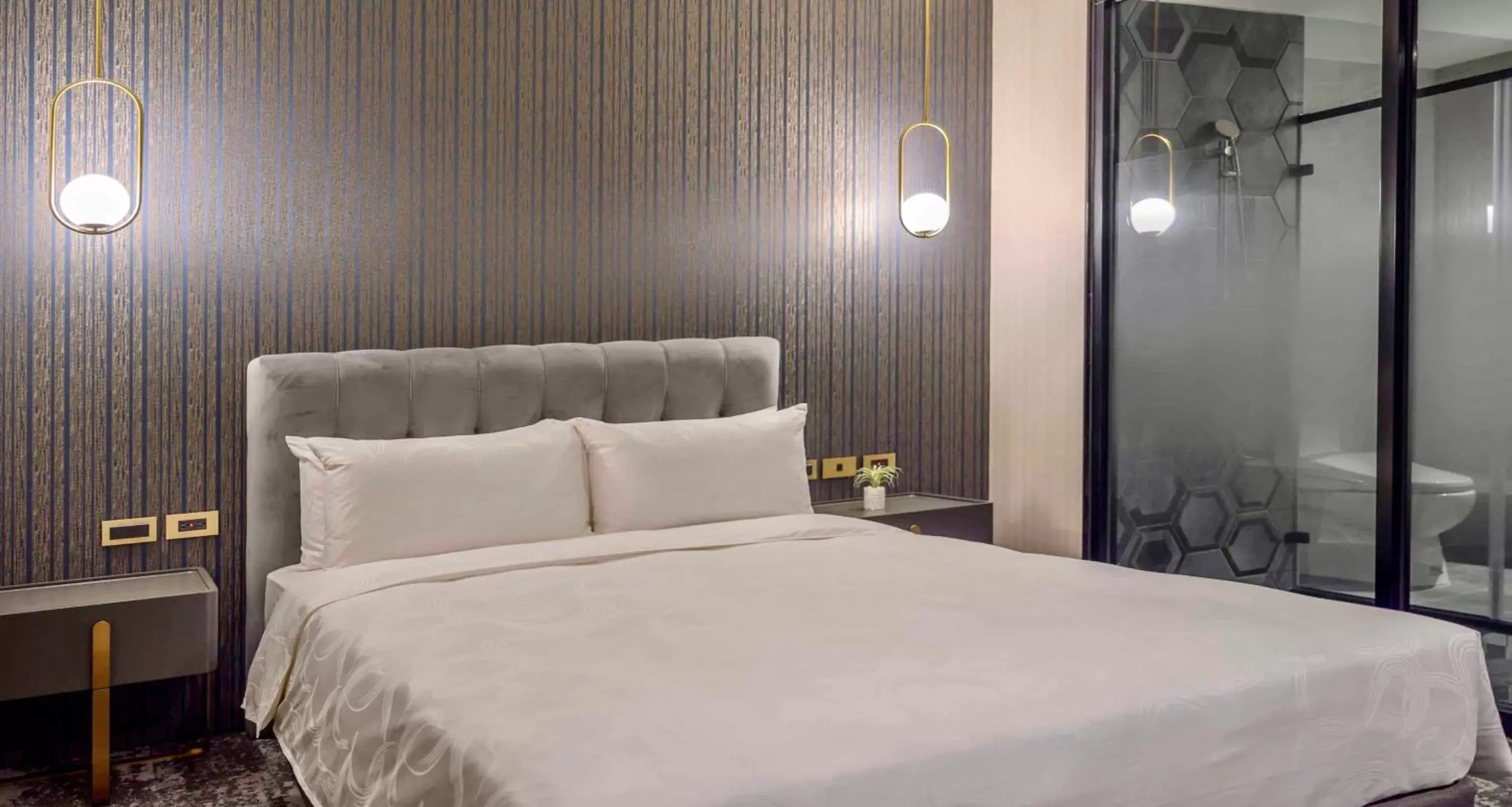 Bed in Tenz Go Hotel Bed in Tenz Go Hotel