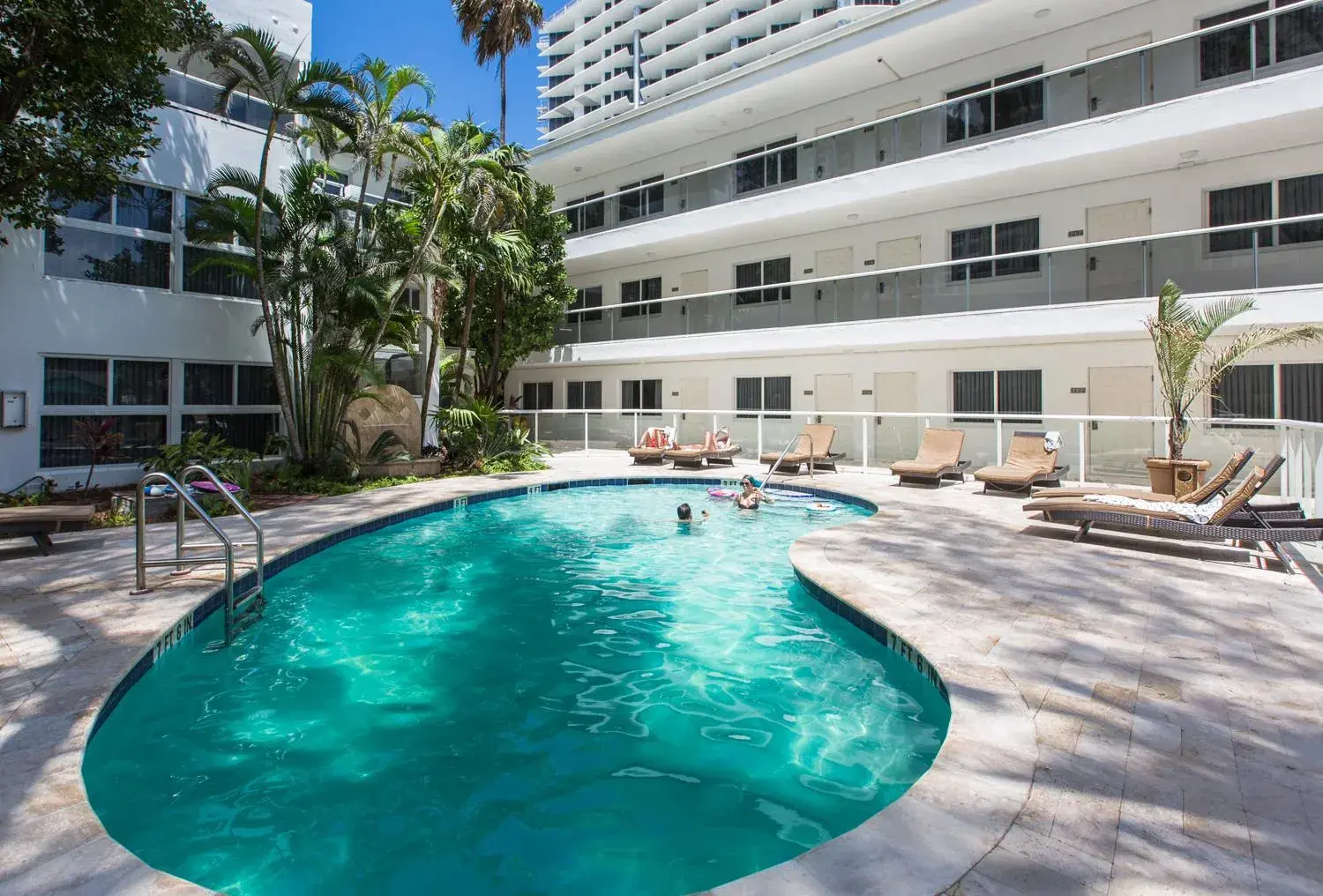 Swimming Pool in Premiere Hotel