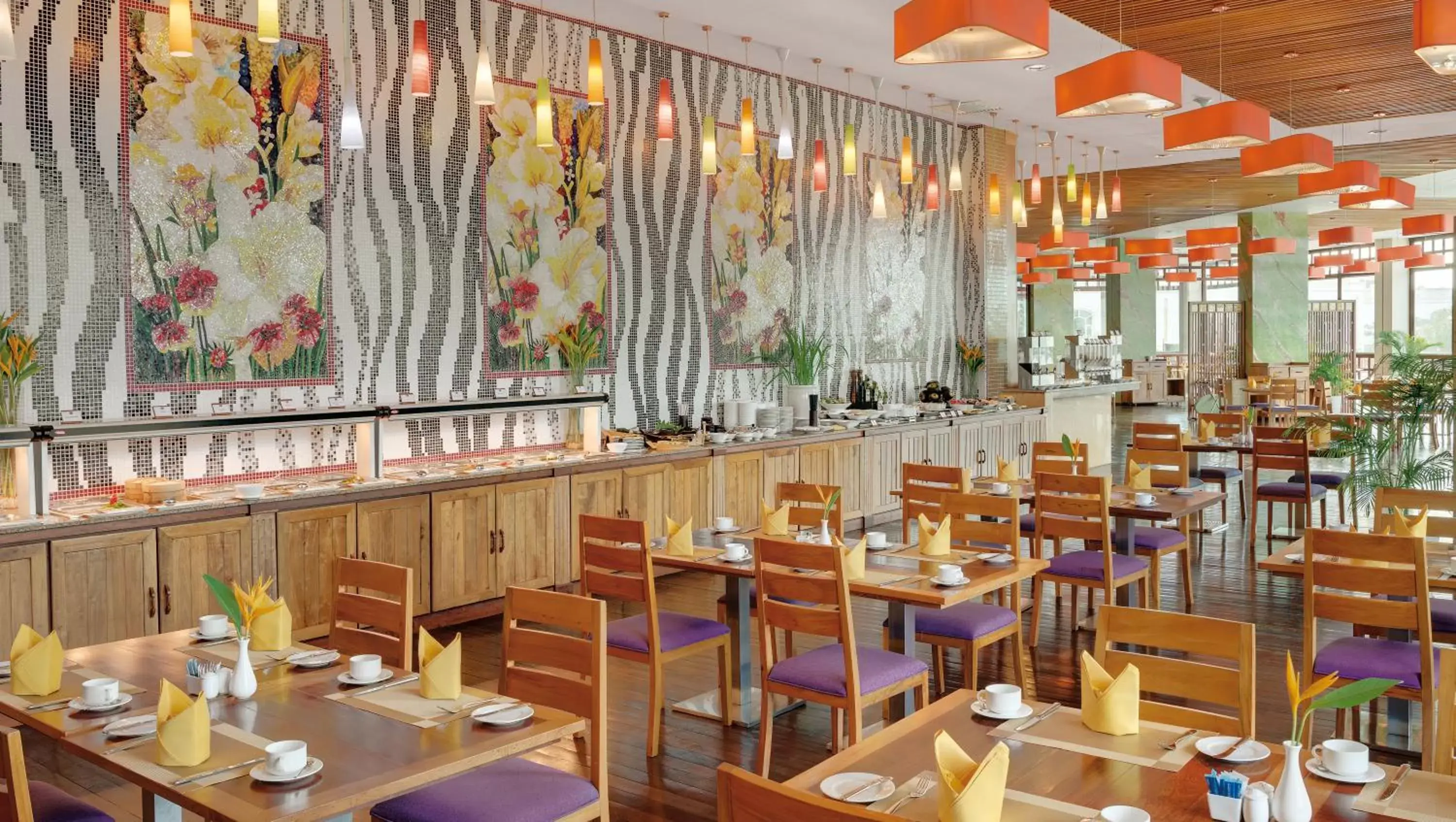 Restaurant/places to eat in Sokha Phnom Penh Hotel Restaurant/places to eat in Sokha Phnom Penh Hotel