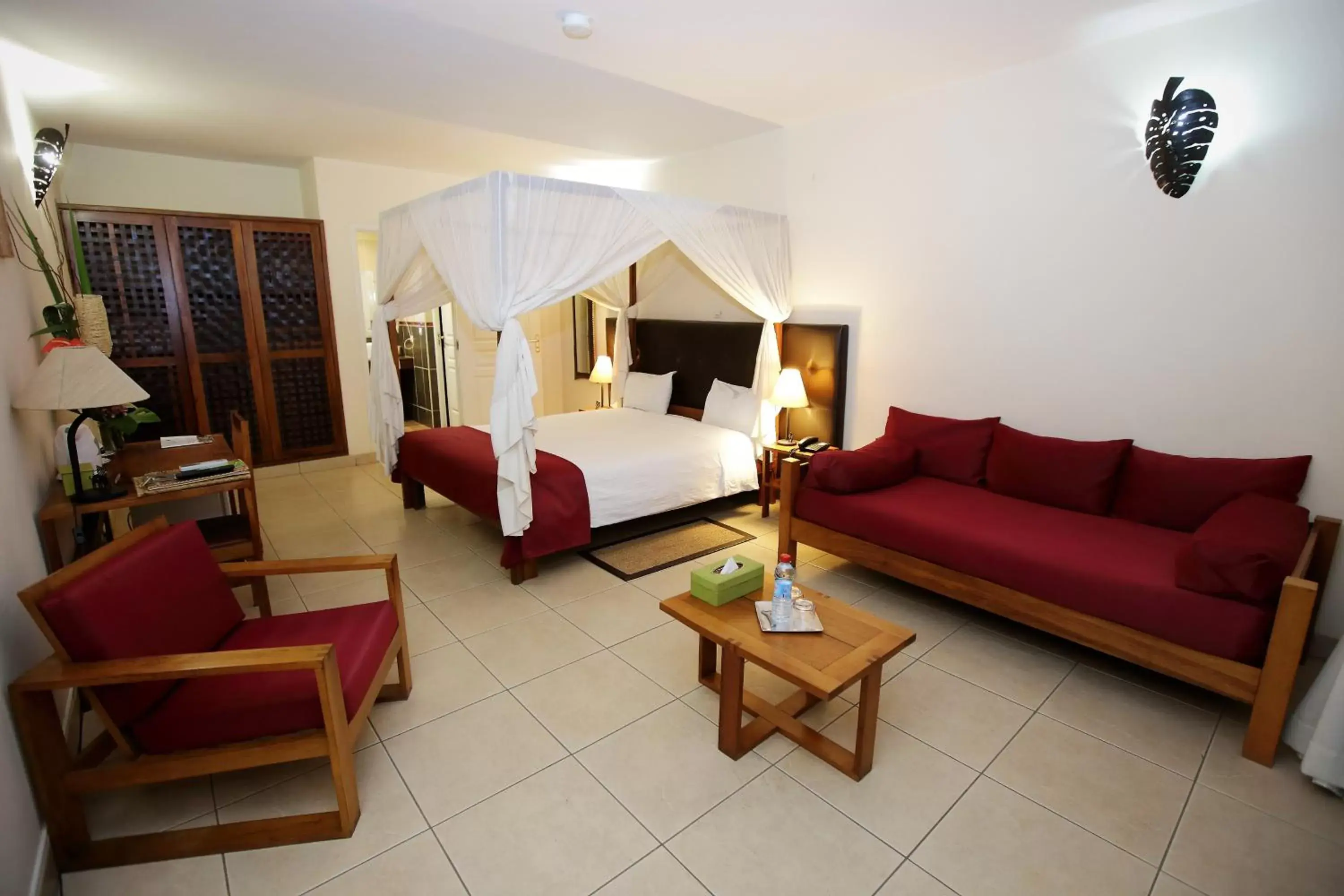 Bed, Room Photo in Relais des Plateaux & Spa– Ivato International Airport