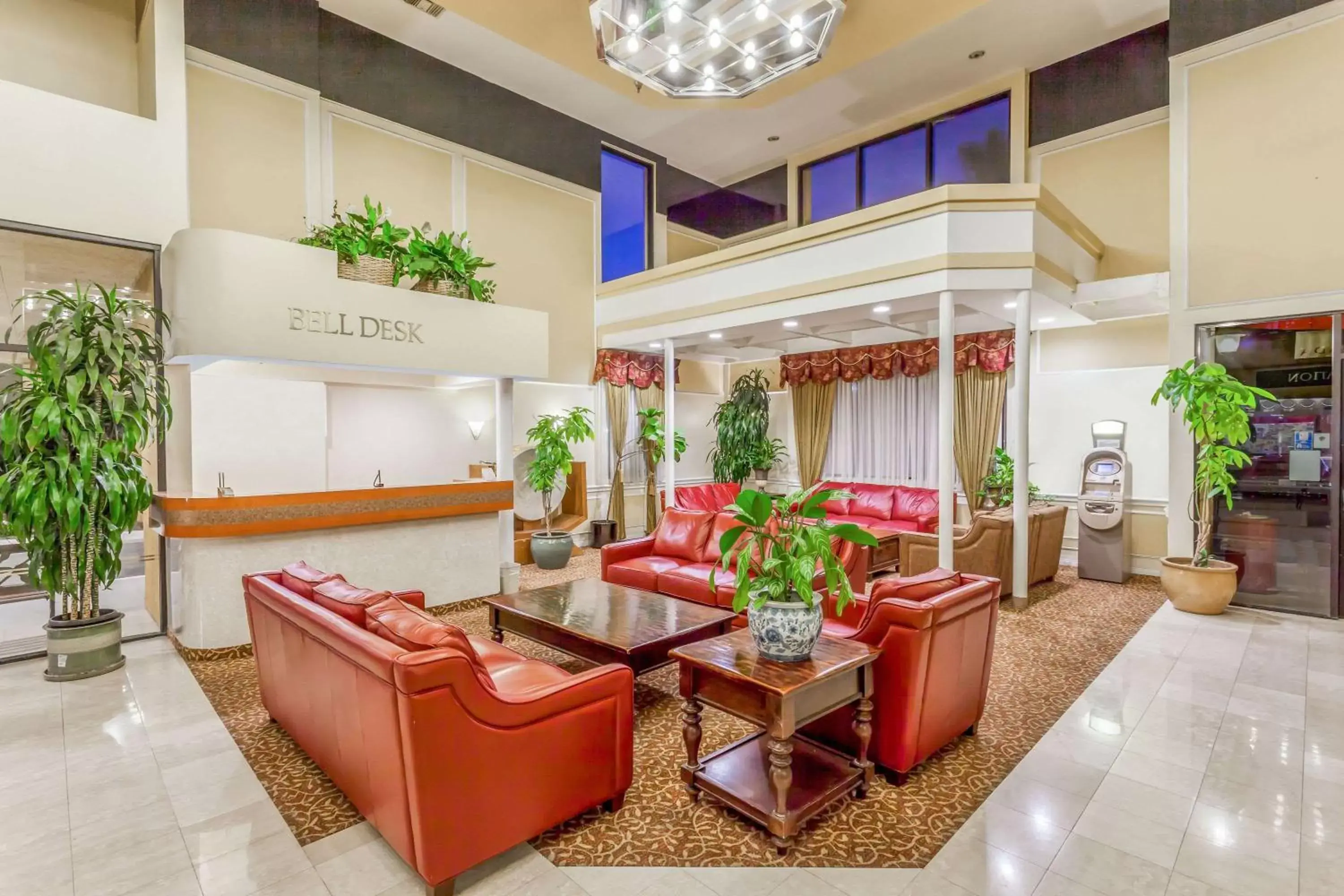 Lobby or reception, Lobby/Reception in Ramada Plaza by Wyndham Garden Grove/Anaheim South