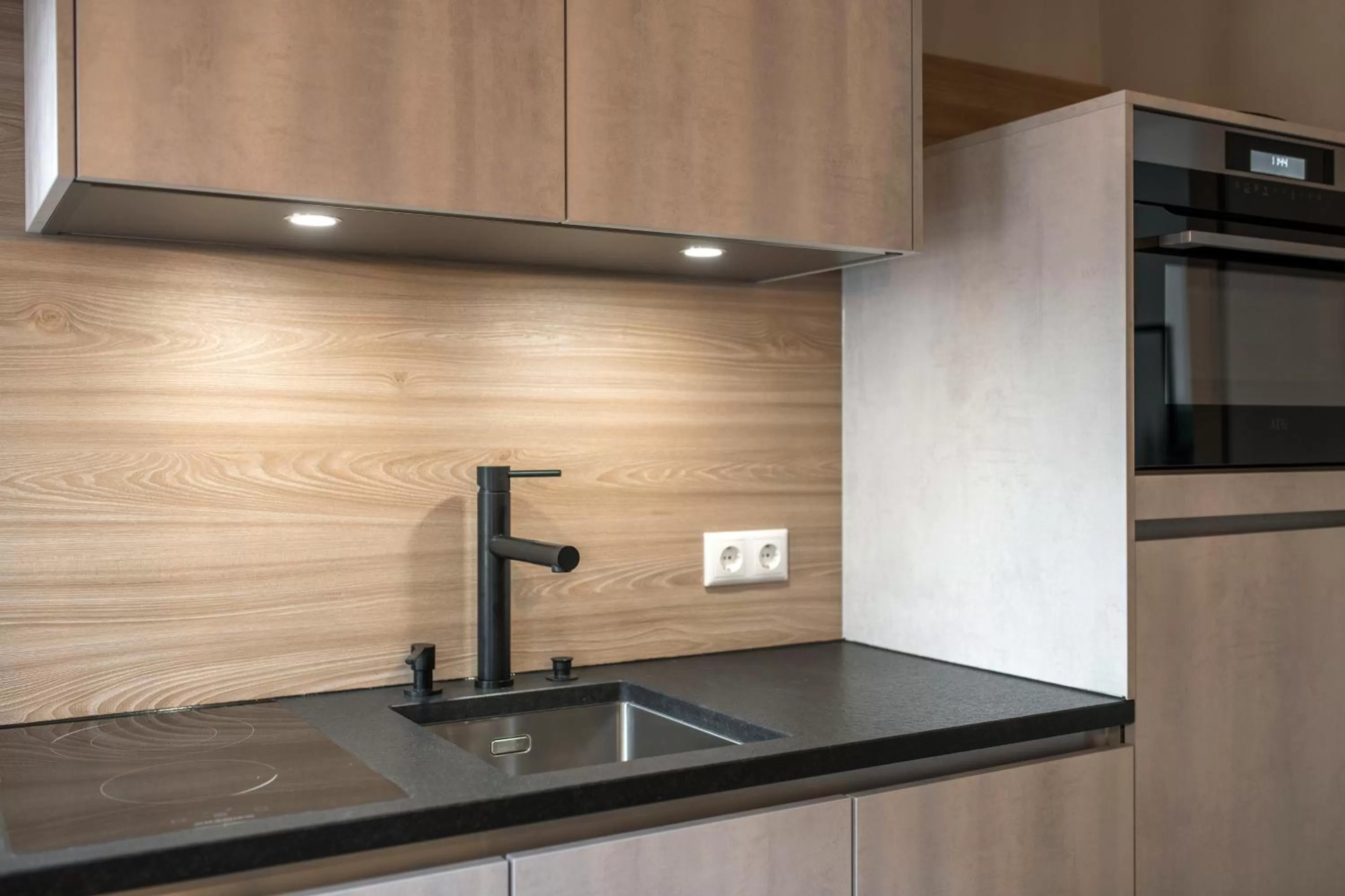 Kitchen or kitchenette in stattHotel Weimar