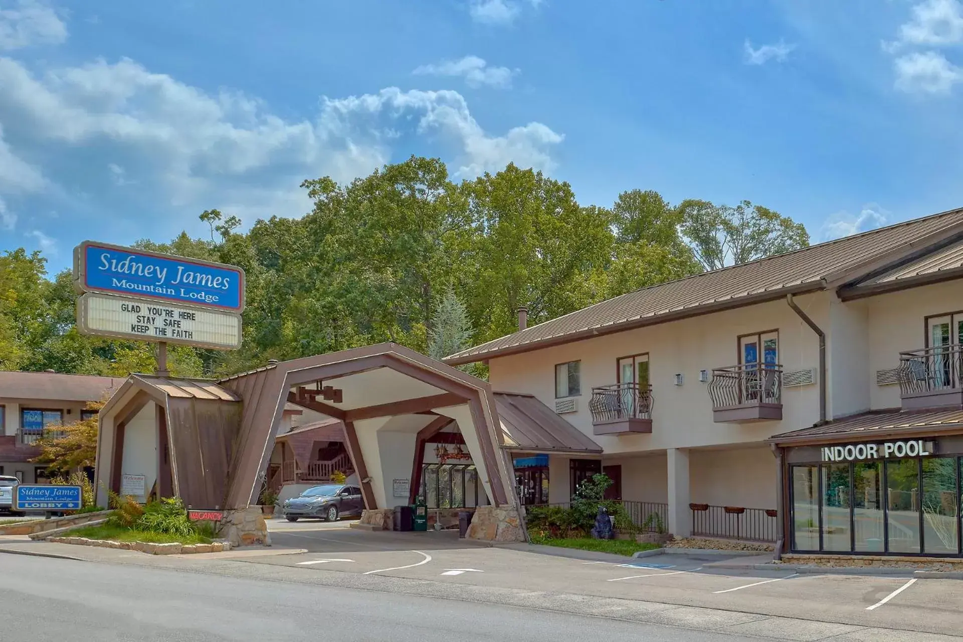 Property Building in Sidney James Mountain Lodge