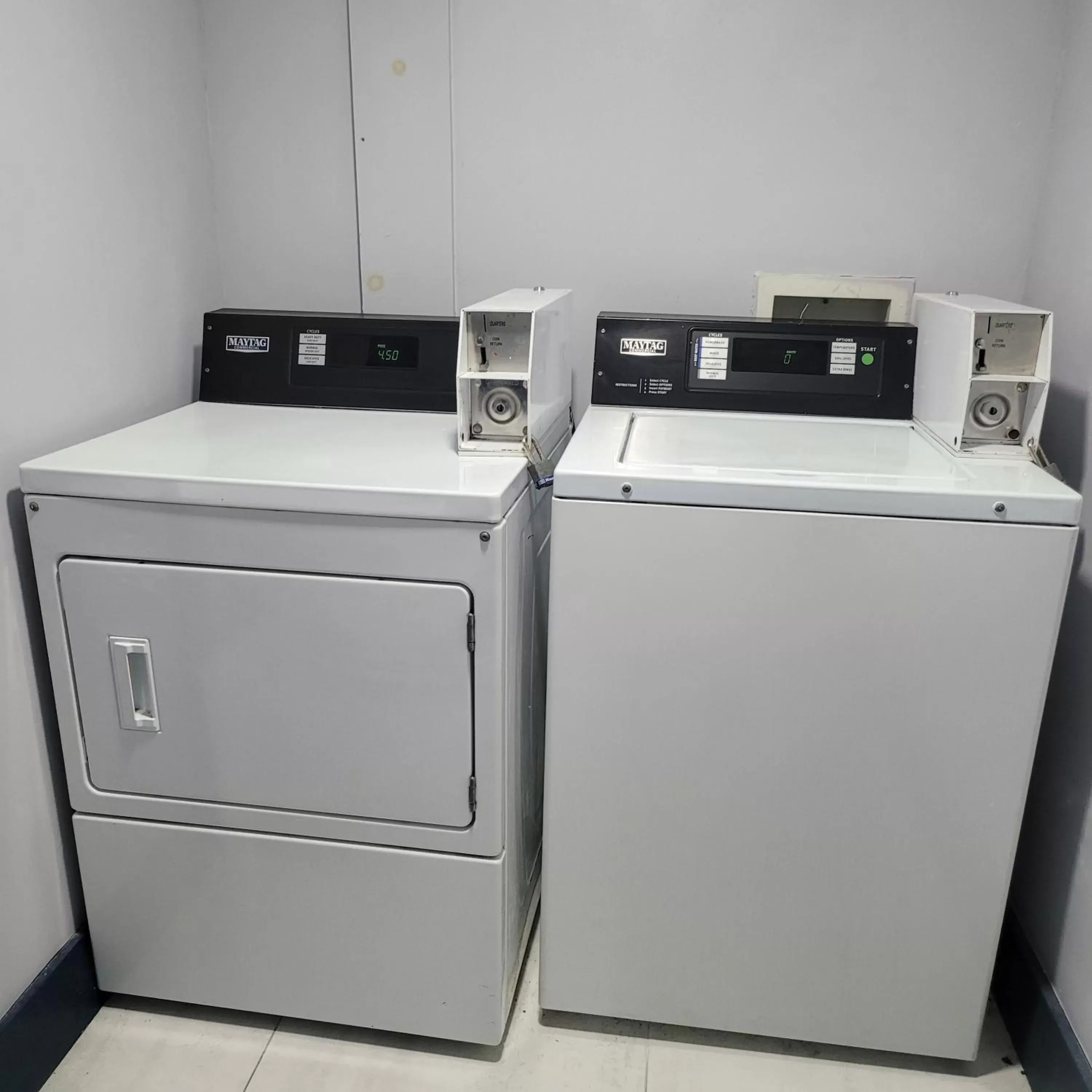 laundry, Kitchen/Kitchenette in Quality Inn & Suites