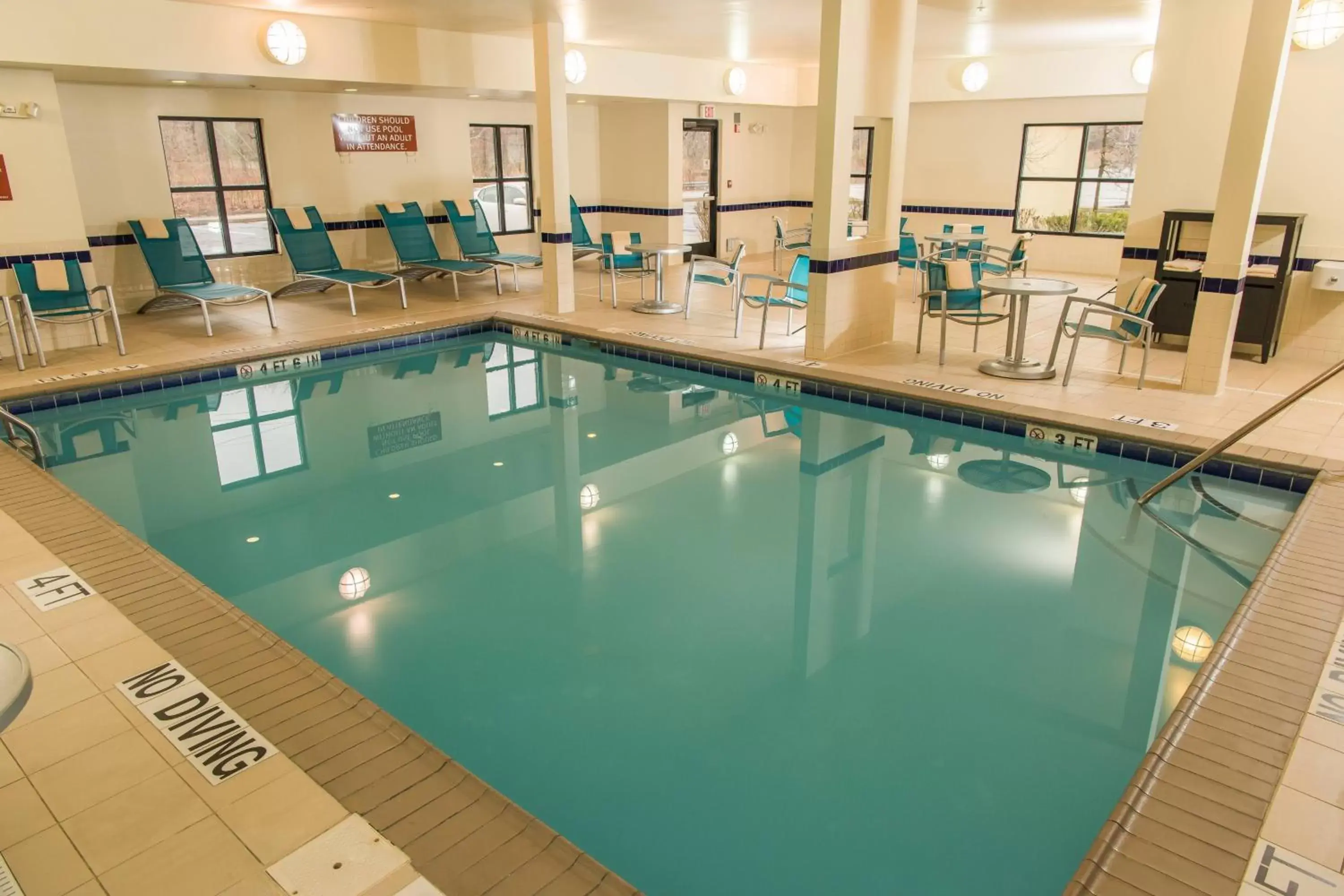 Swimming Pool in TownePlace Suites by Marriott Erie