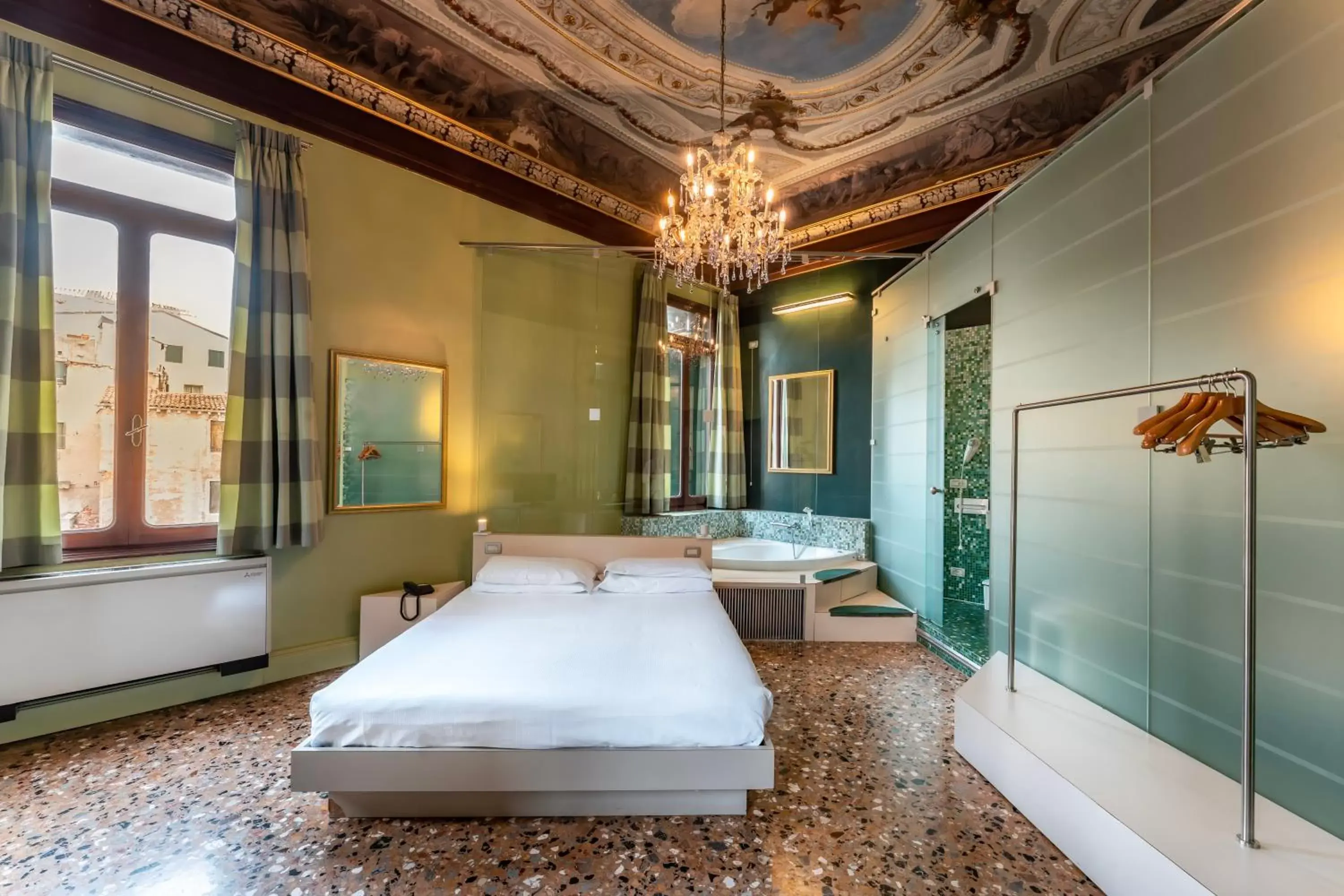 Bedroom, Bed in Sogno di Giulietta e Romeo