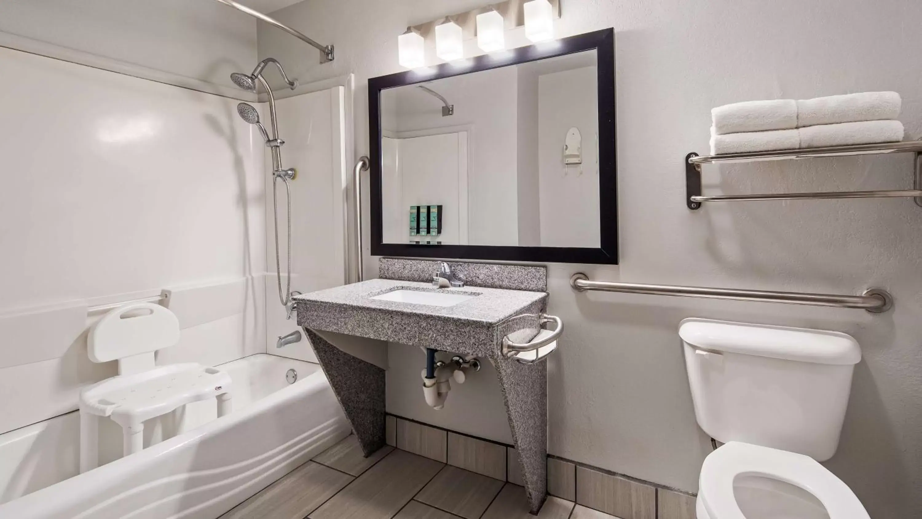 Photo of the whole room, Bathroom in Best Western Santa Fe Inn