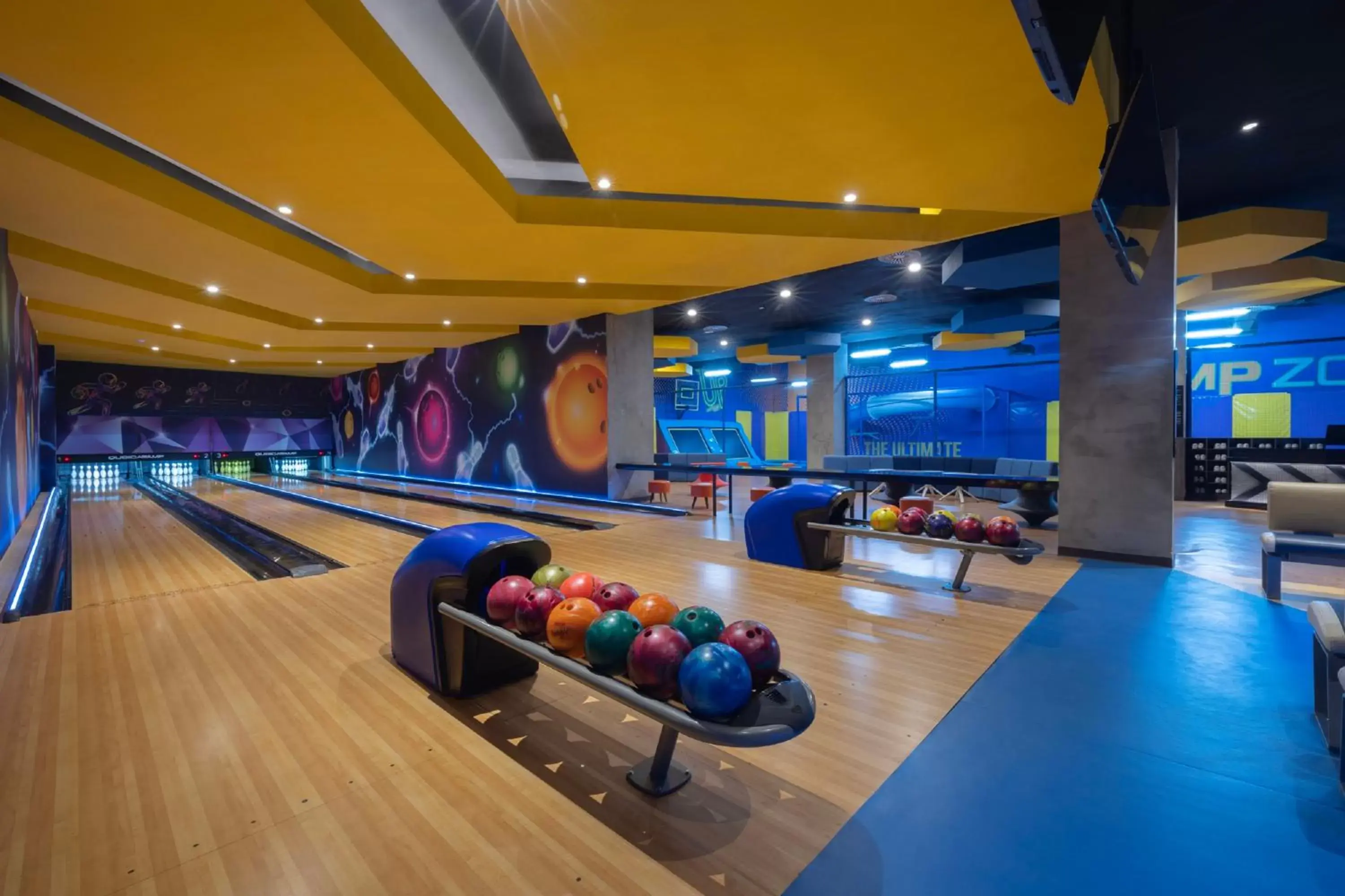 Game Room in Royalton Splash Riviera Cancun, An Autograph Collection All-Inclusive Resort