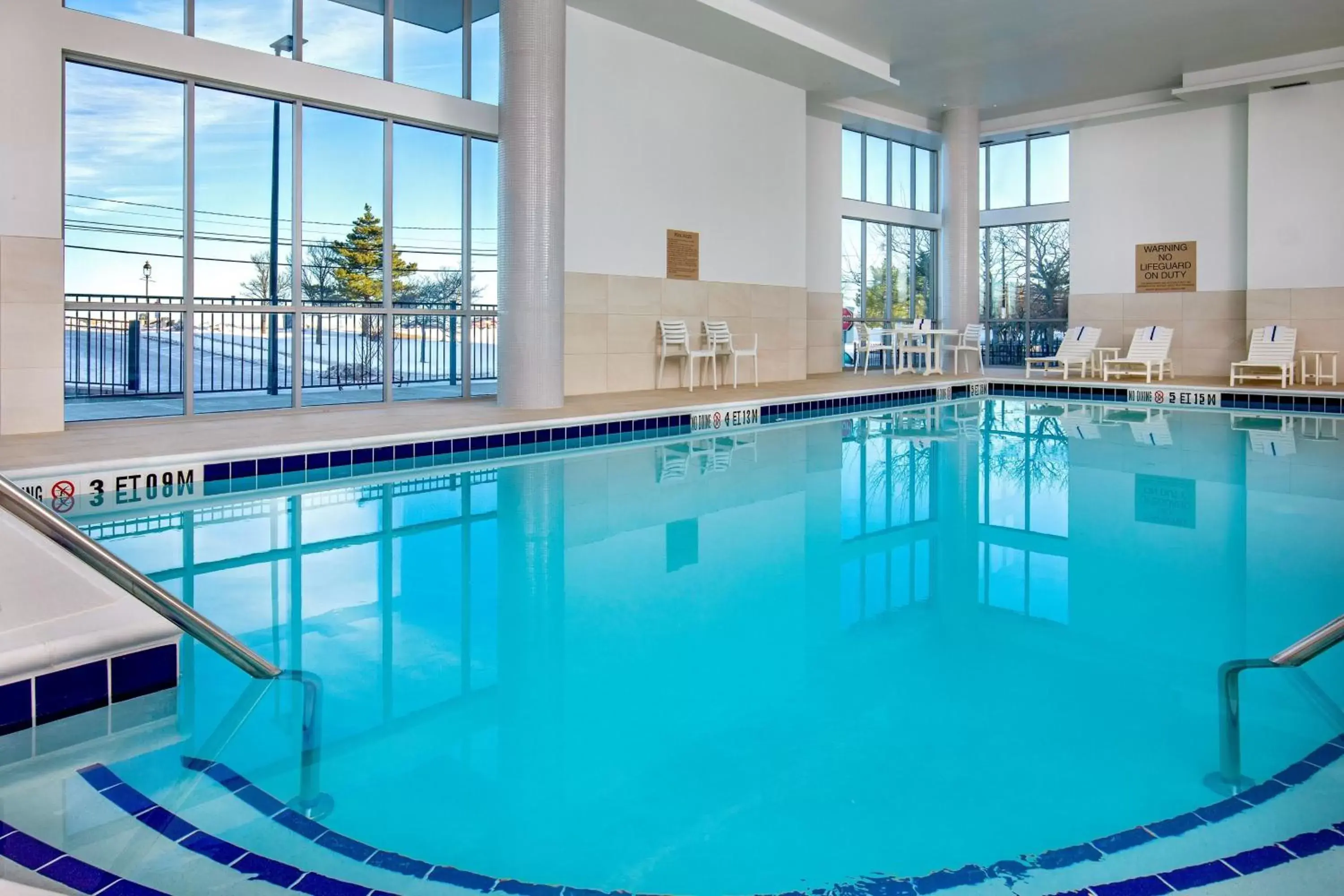 Swimming Pool in SpringHill Suites by Marriott Boston Logan Airport Revere Beach