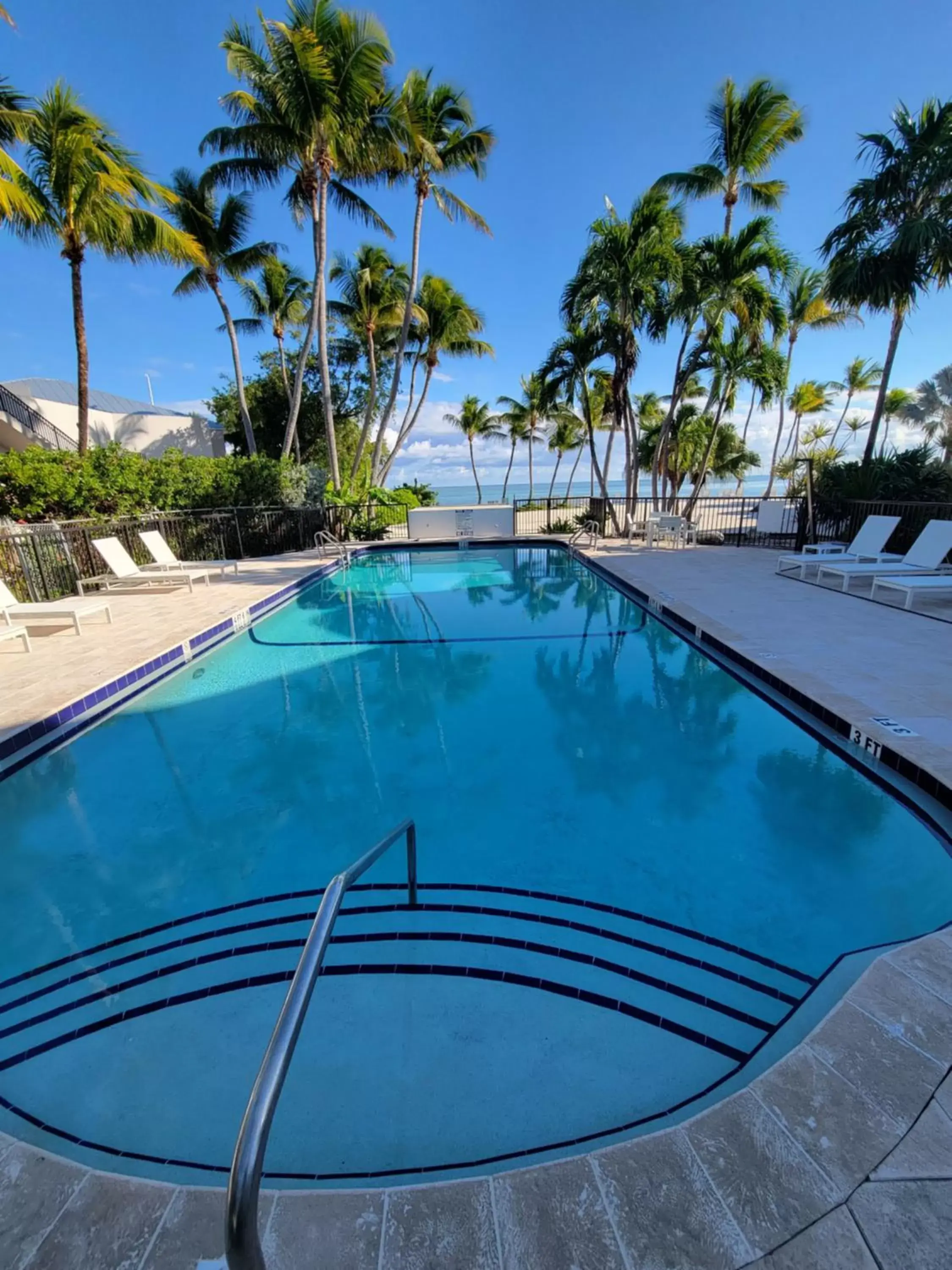 Swimming pool in Chesapeake Beach Resort Swimming pool in Chesapeake Beach Resort