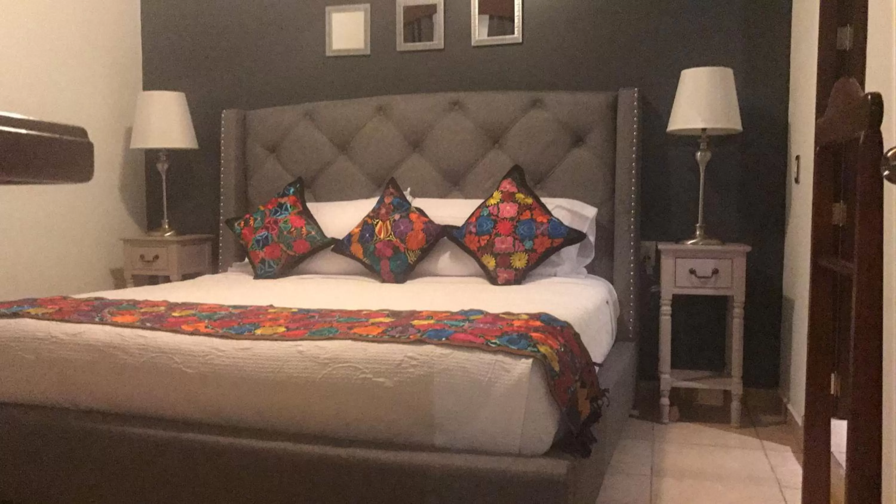 Bed in Del Centro Hotel Bernal