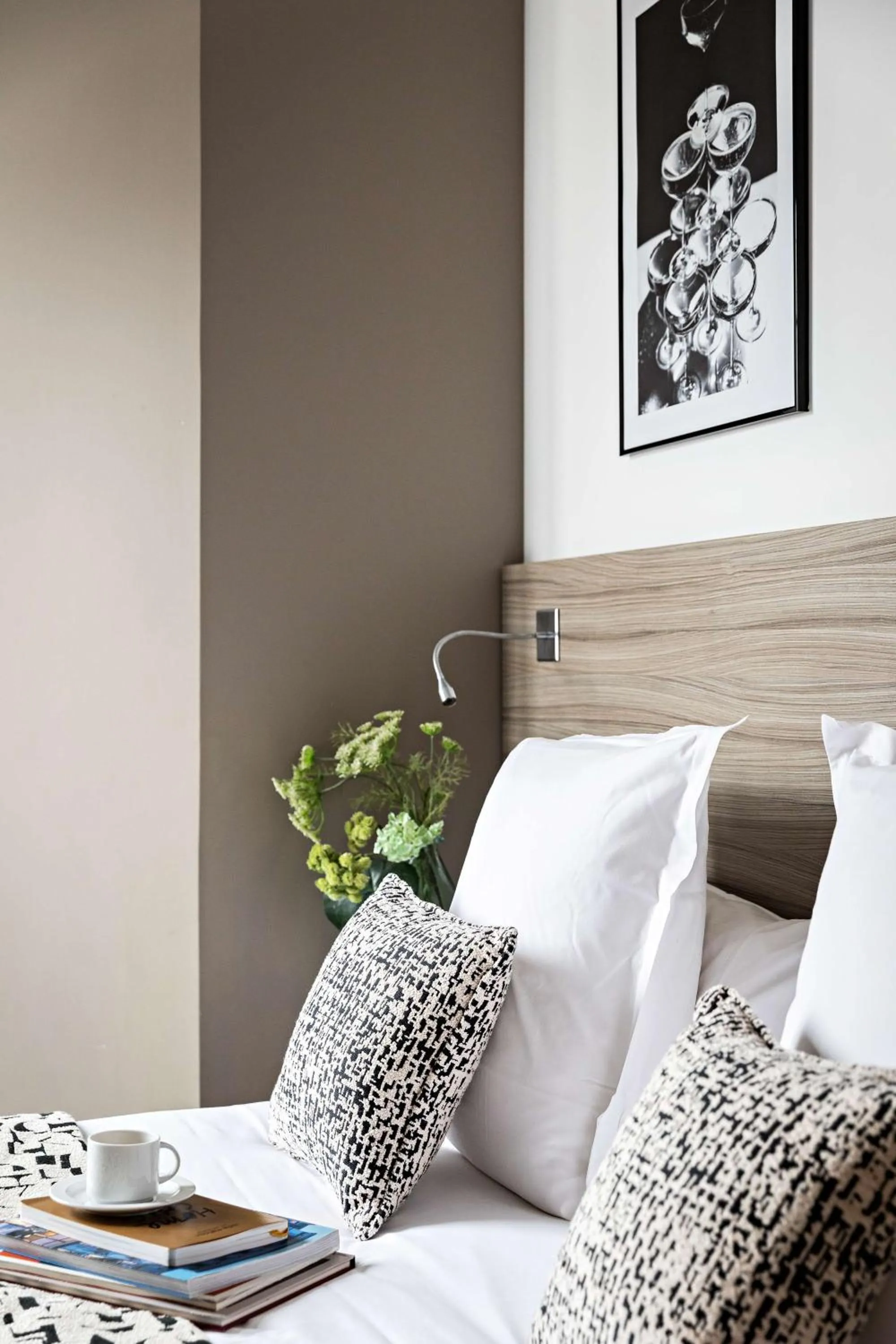 Bedroom, Bed in Best Western Paris Porte de Versailles