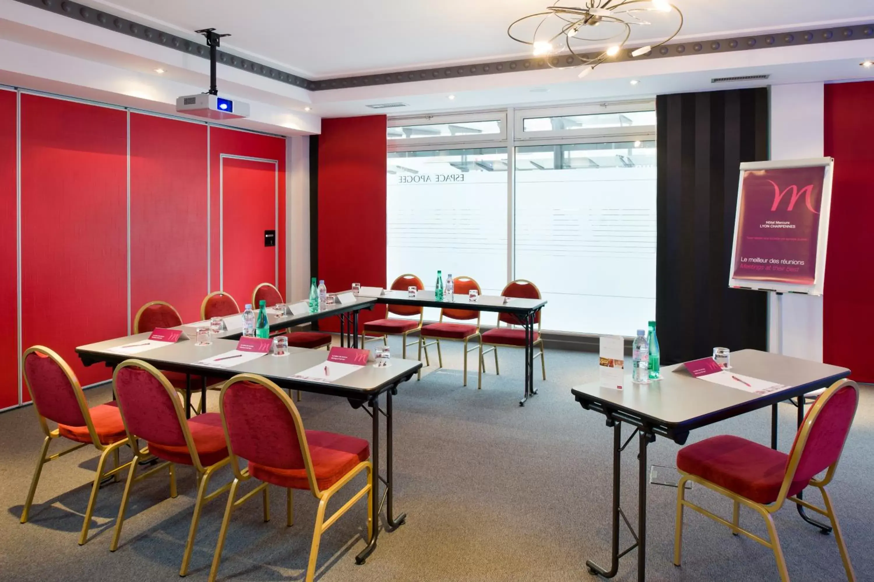 Business facilities in Hôtel Mercure Lyon Centre Charpennes