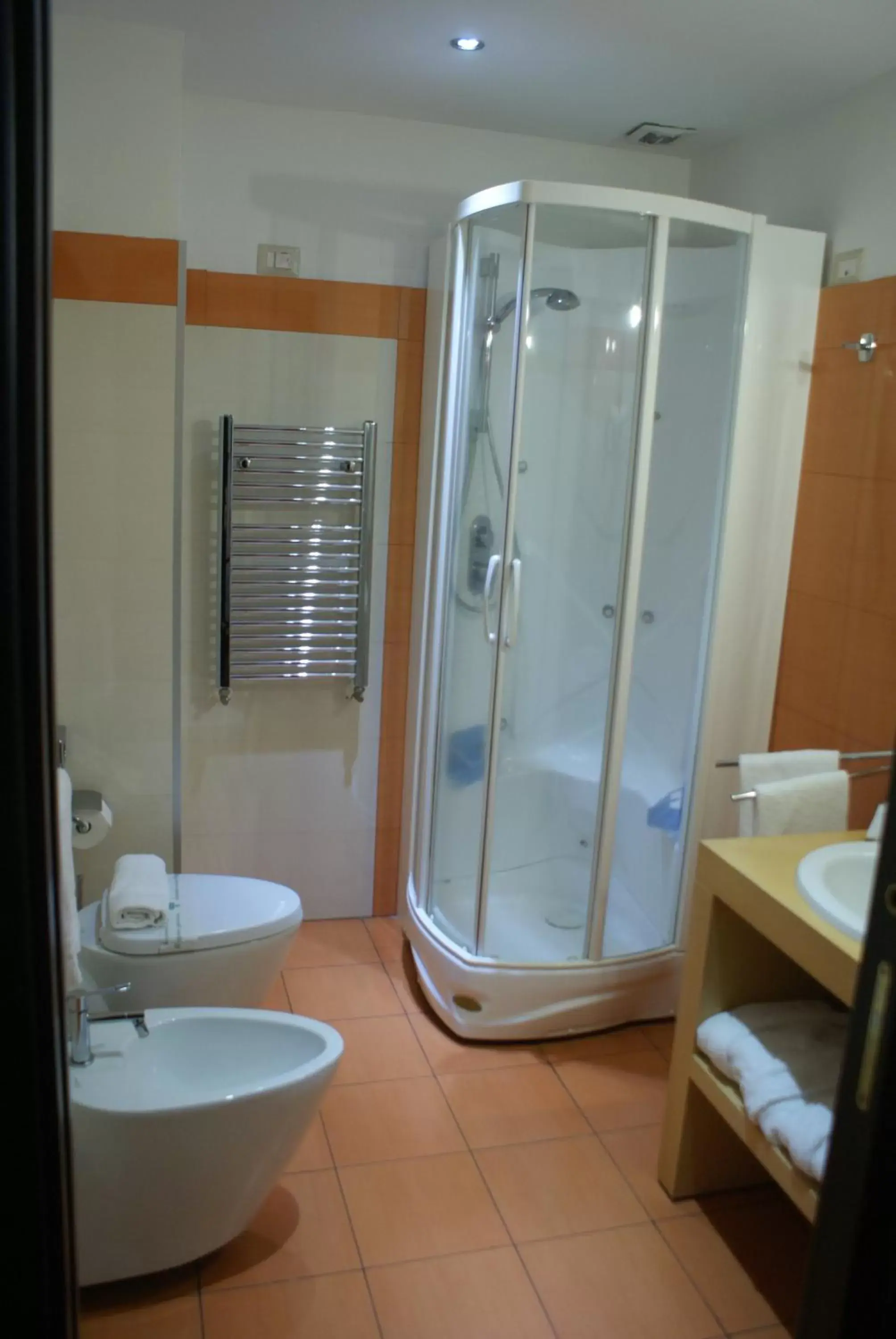 Bathroom in Catania Crossing B&B - Rooms & Comforts
