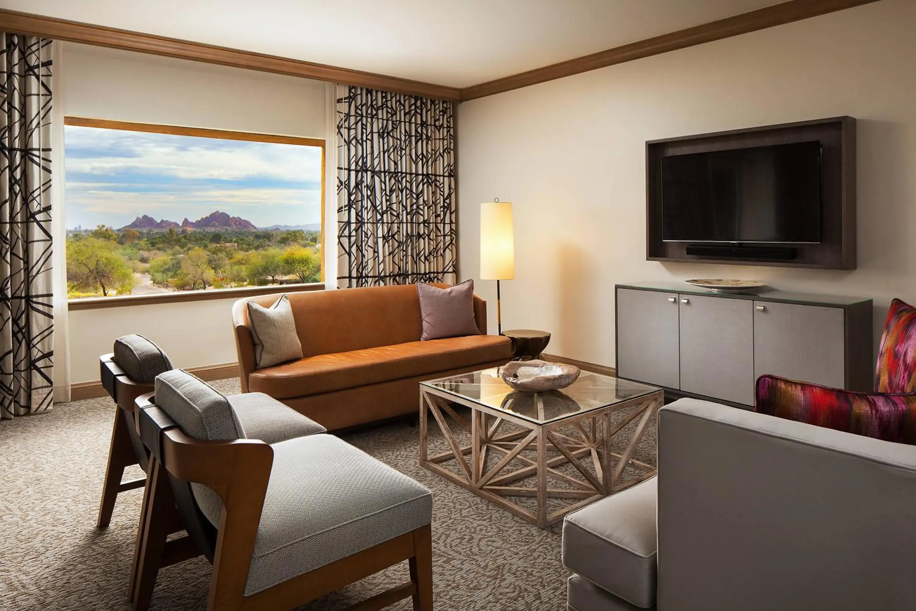 Living room, Seating Area in The Canyon Suites At The Phoenician, A Luxury Collection Resort