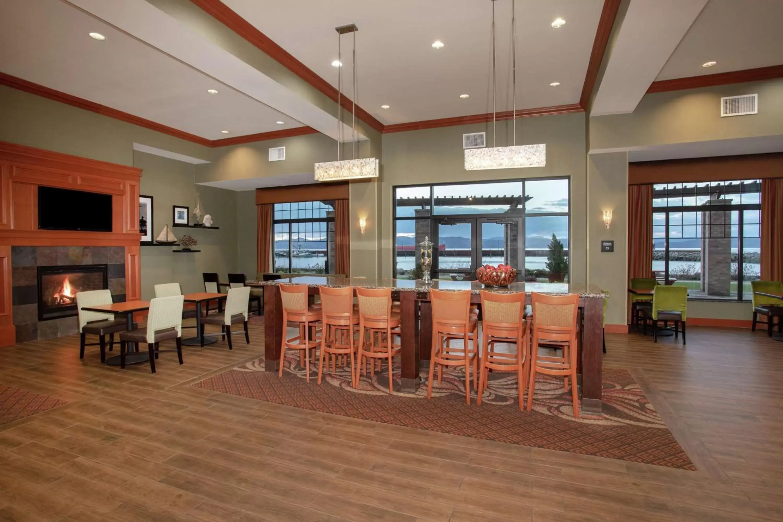 Dining area, Restaurant/Places to Eat in Hampton Inn & Suites Astoria