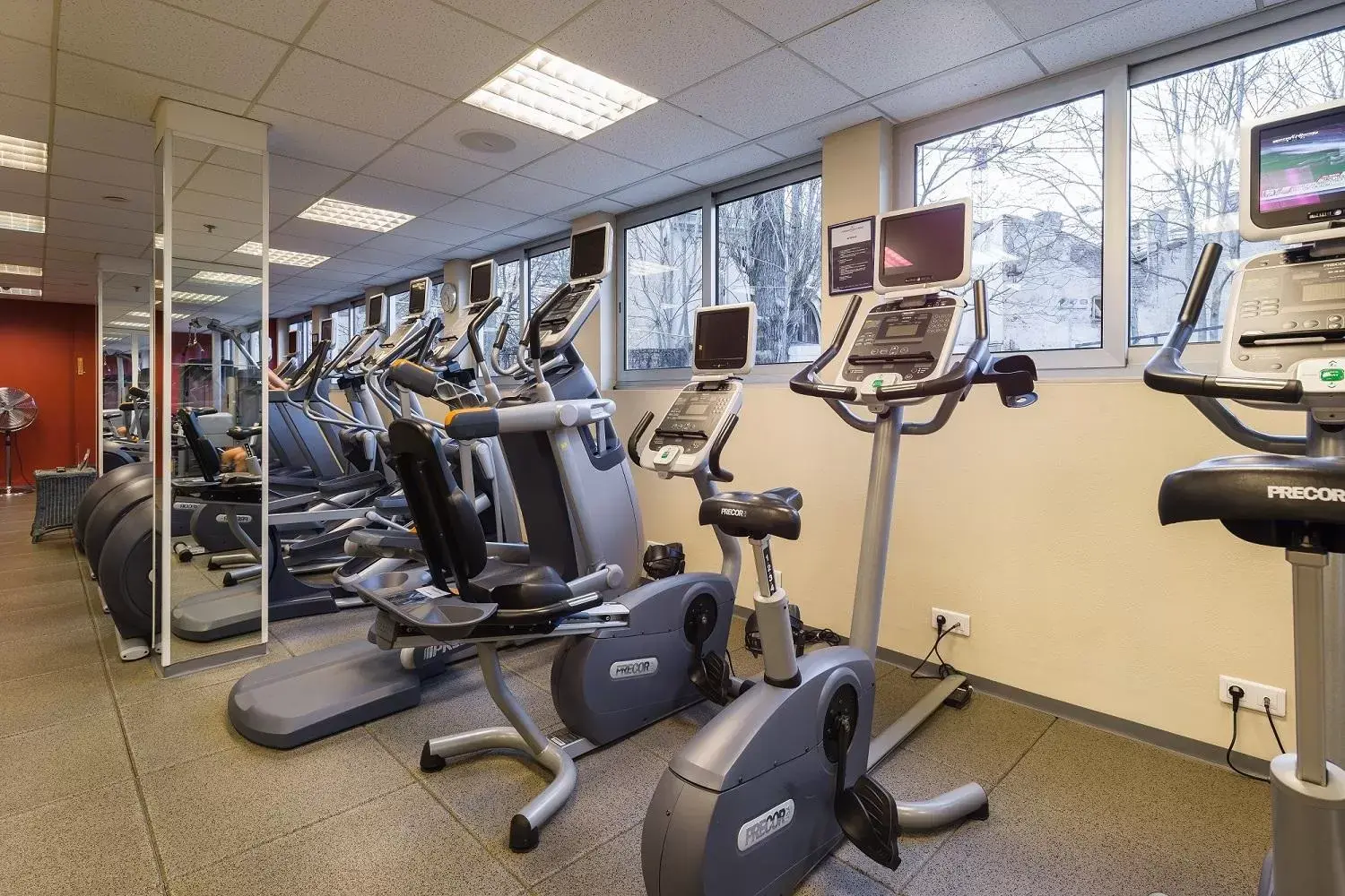 Fitness centre/facilities, Fitness Center/Facilities in InterContinental Athenee Palace Bucharest, an IHG Hotel