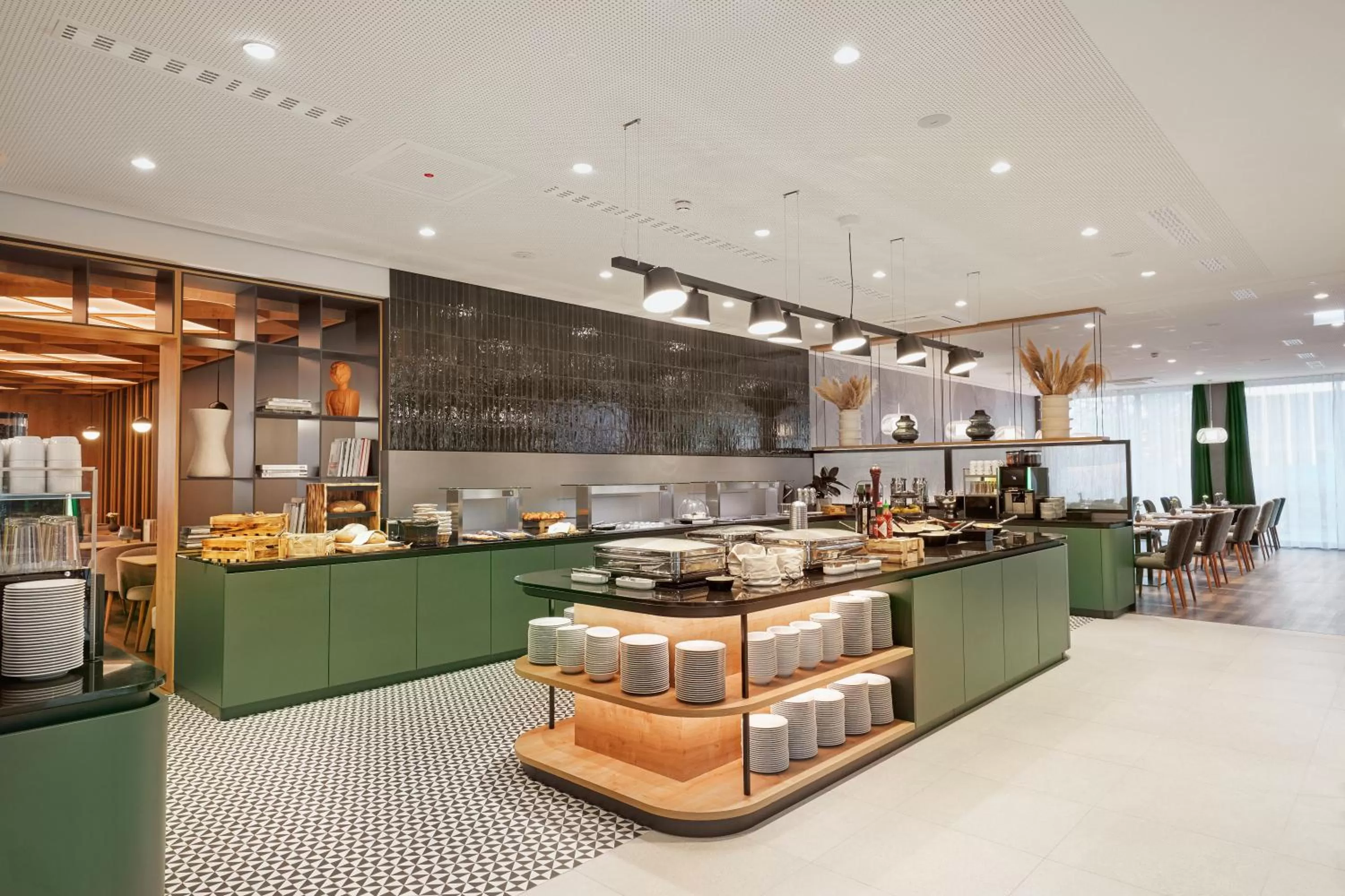 Buffet breakfast in H+ Hotel Frankfurt Eschborn