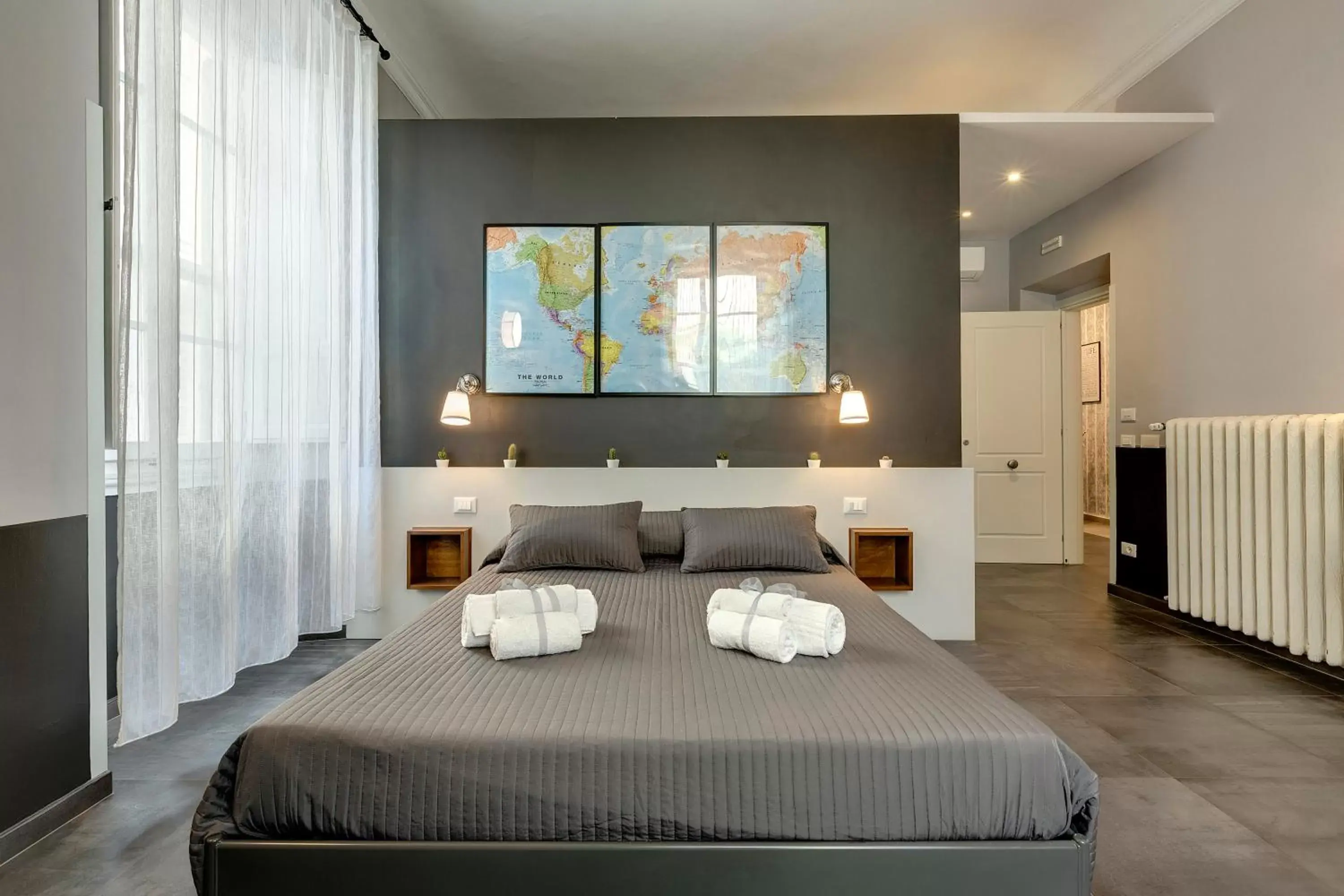 Luxury Triple Room in Al Consolato Luxury Triple Room in Al Consolato