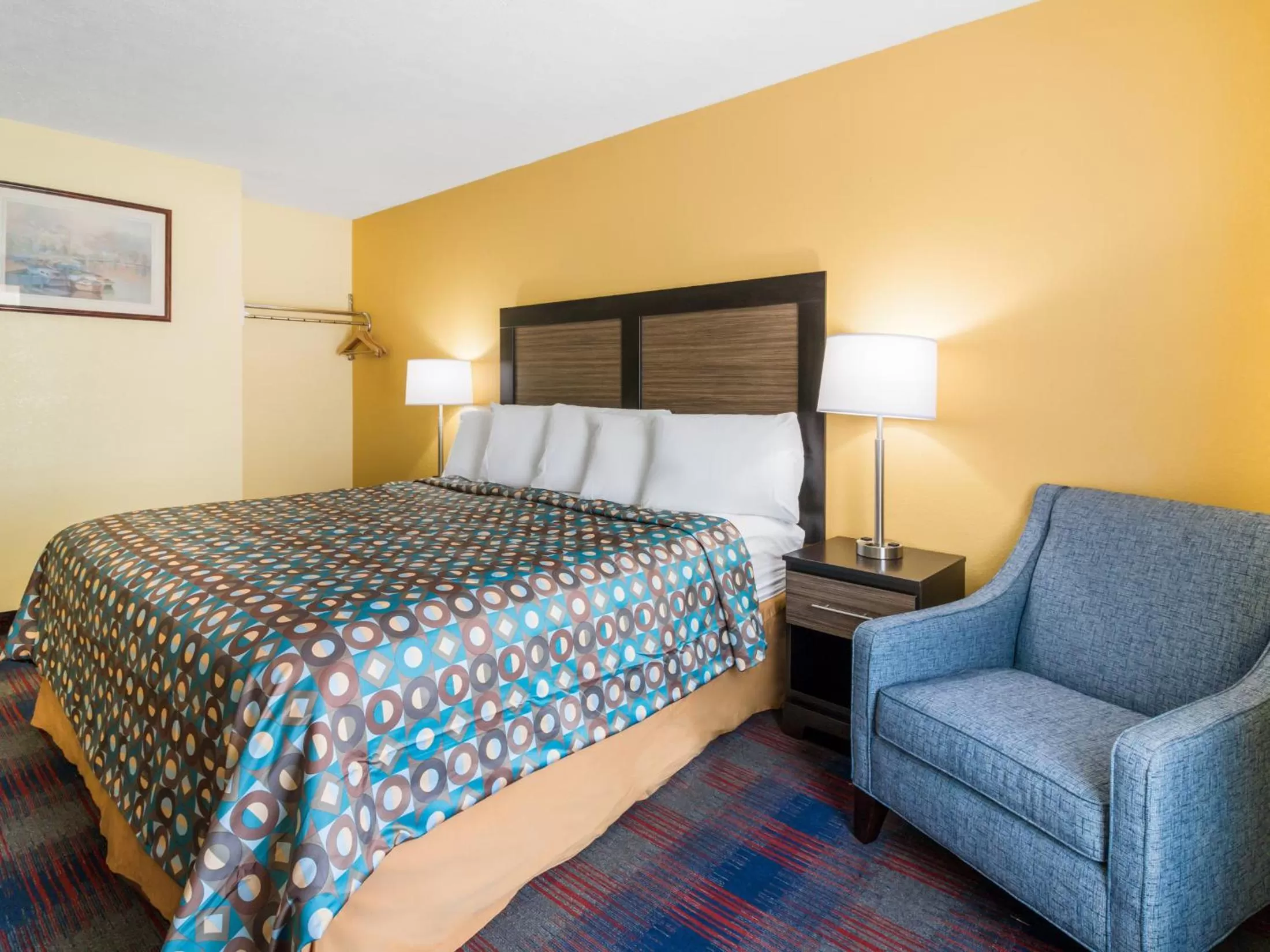 Bedroom, Bed in Americas Best Value Inn - Clayton