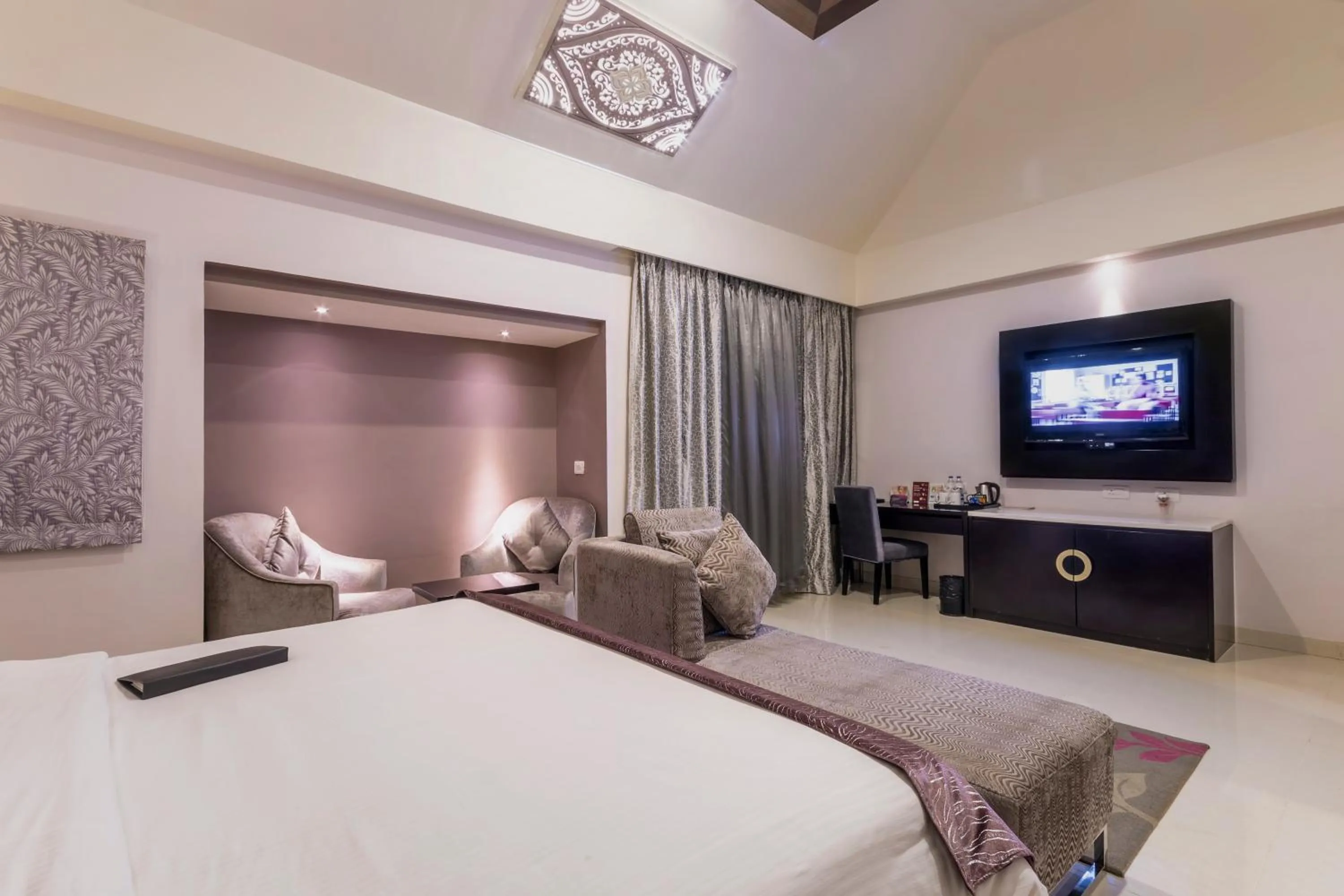 TV and multimedia, TV/Entertainment Center in Regenta Resort Bhuj by Royal Orchid Hotels Limited
