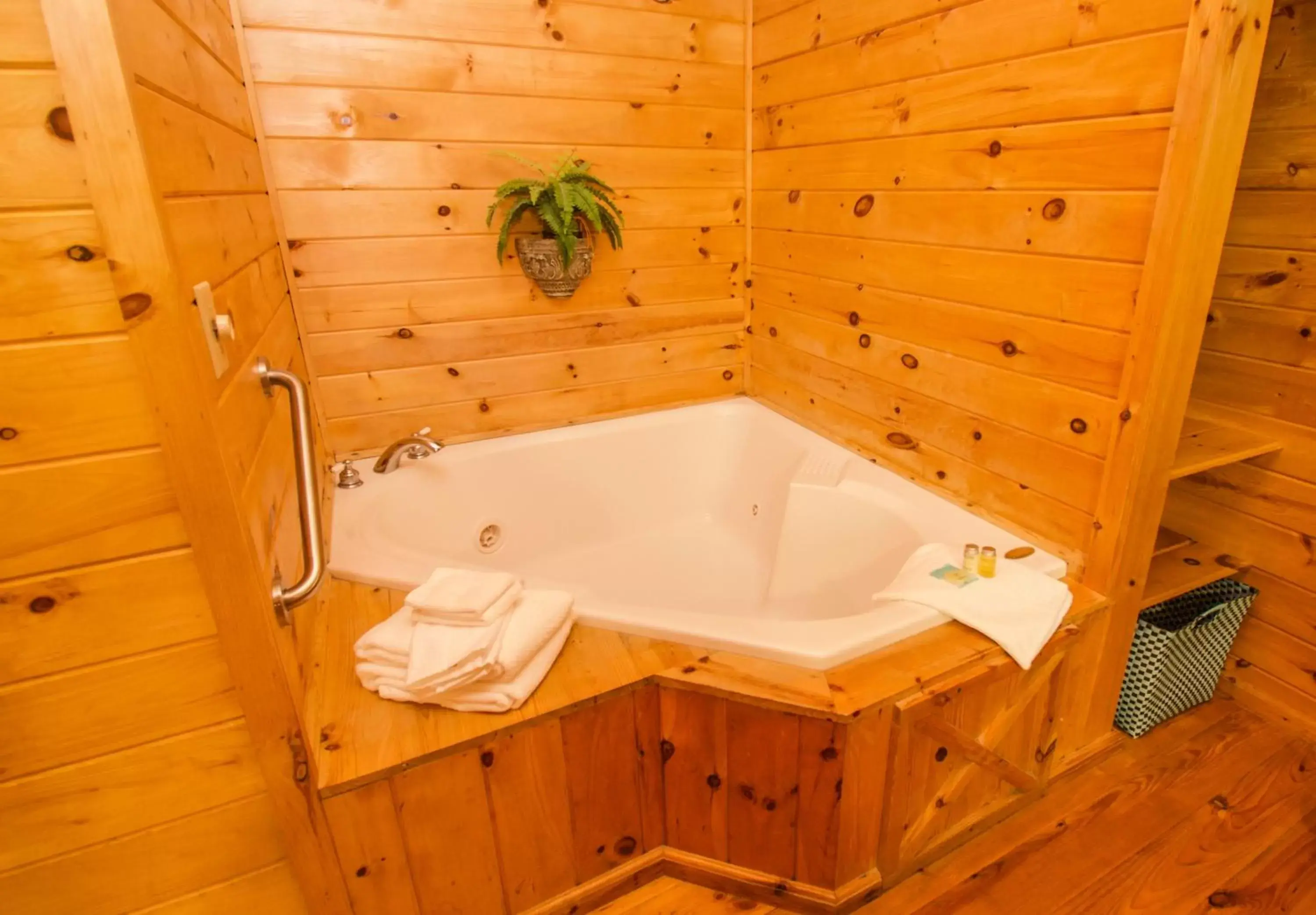 Bathroom in Paradise Hills, Winery Resort & Spa