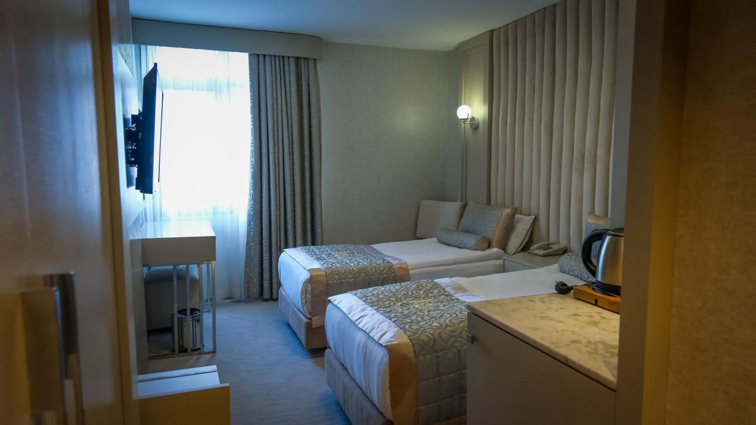 Bed in Kervansaray Bursa City Hotel