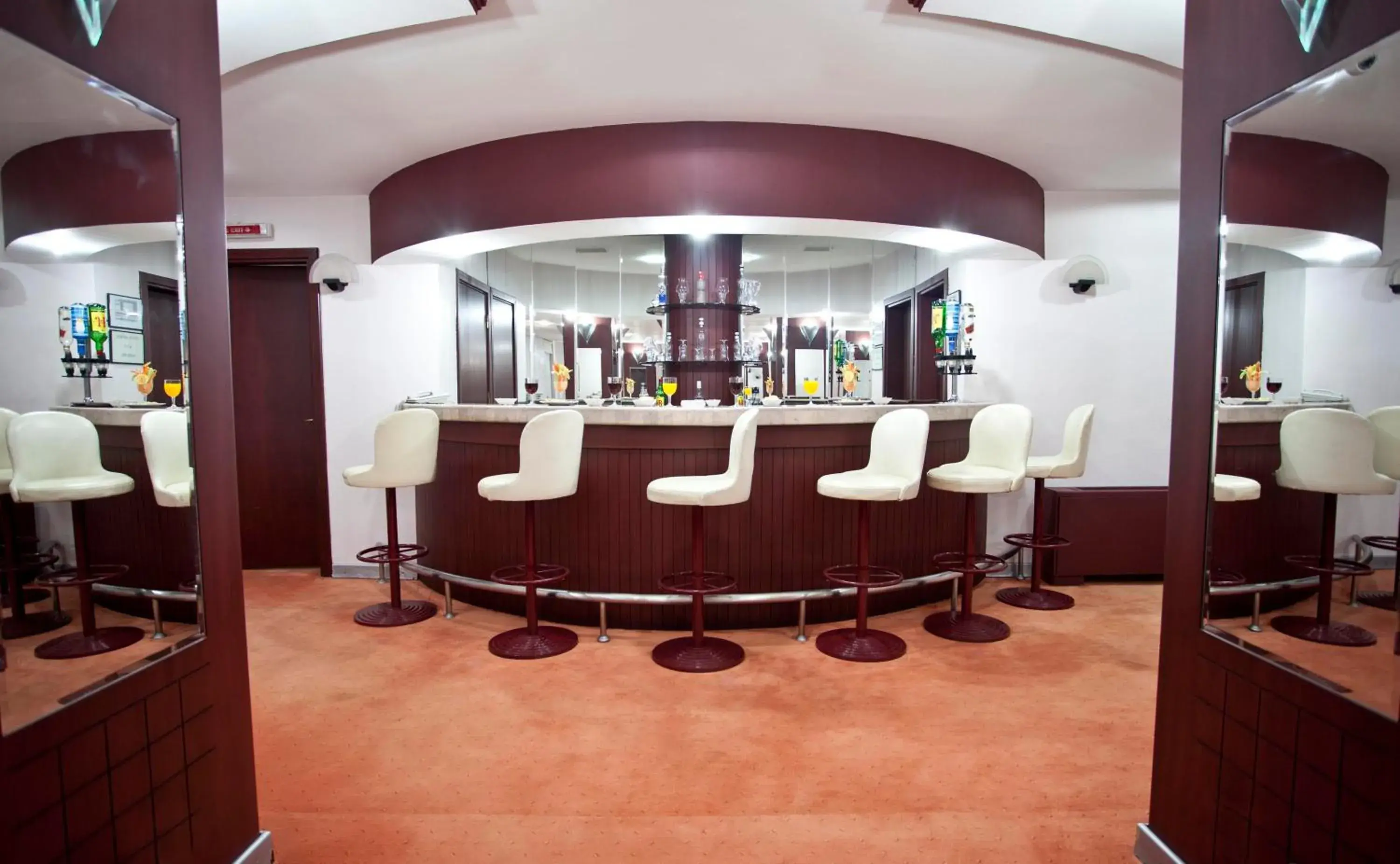 Drinks, Lounge/Bar in Sergah Hotel