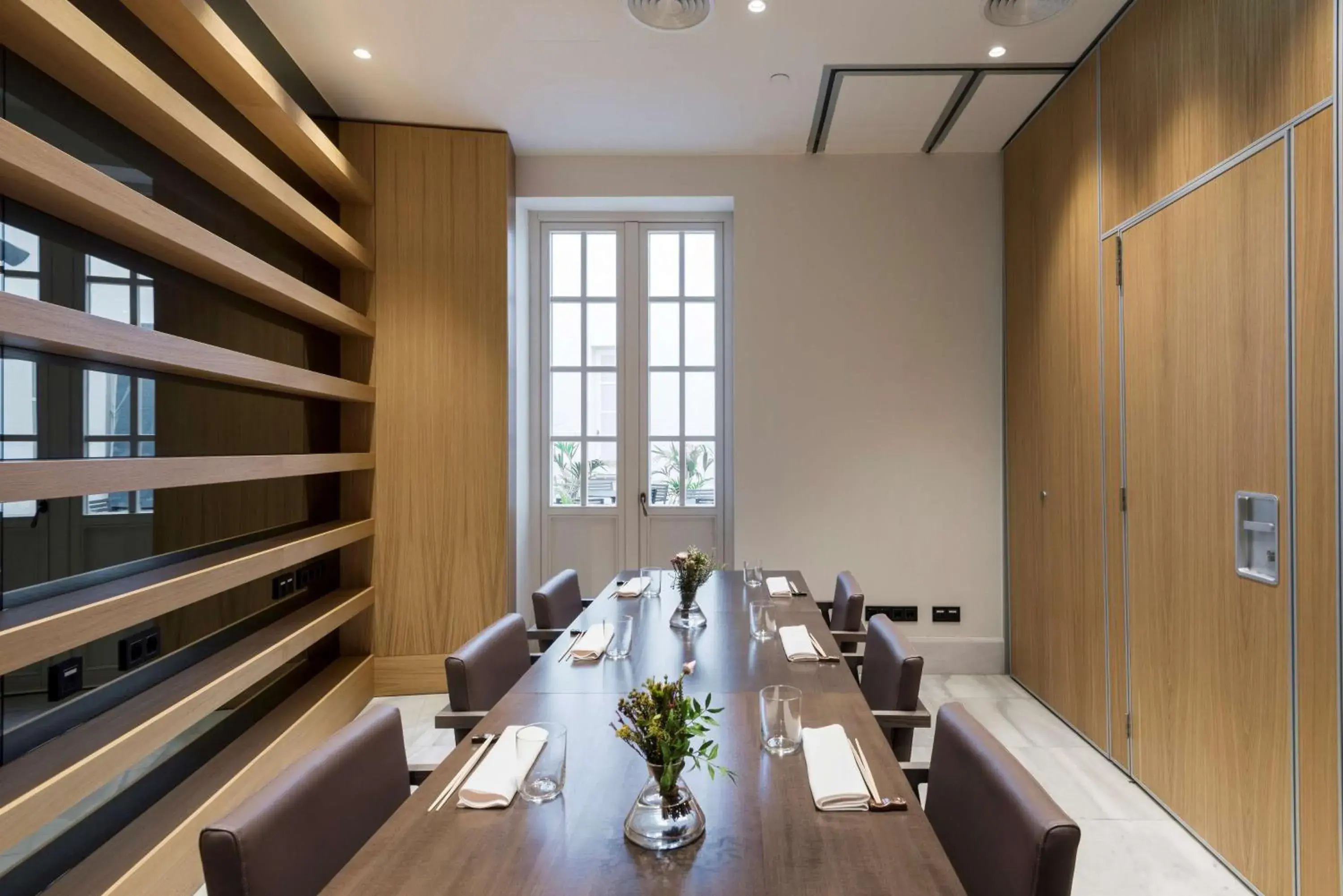 Restaurant/places to eat in DoubleTree by Hilton Madrid-Prado Restaurant/places to eat in DoubleTree by Hilton Madrid-Prado