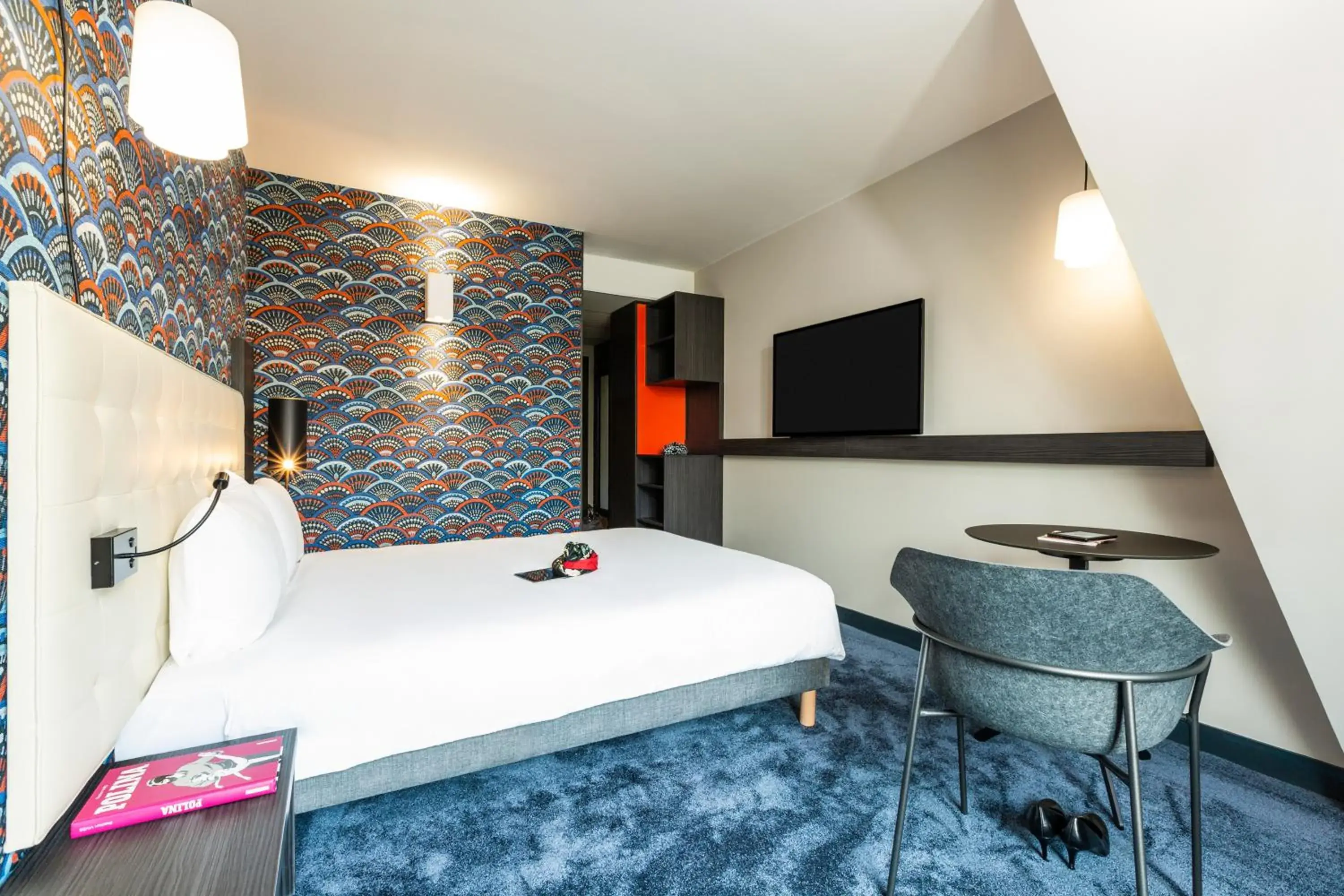 Bed in ibis Styles Puteaux Paris La Defense