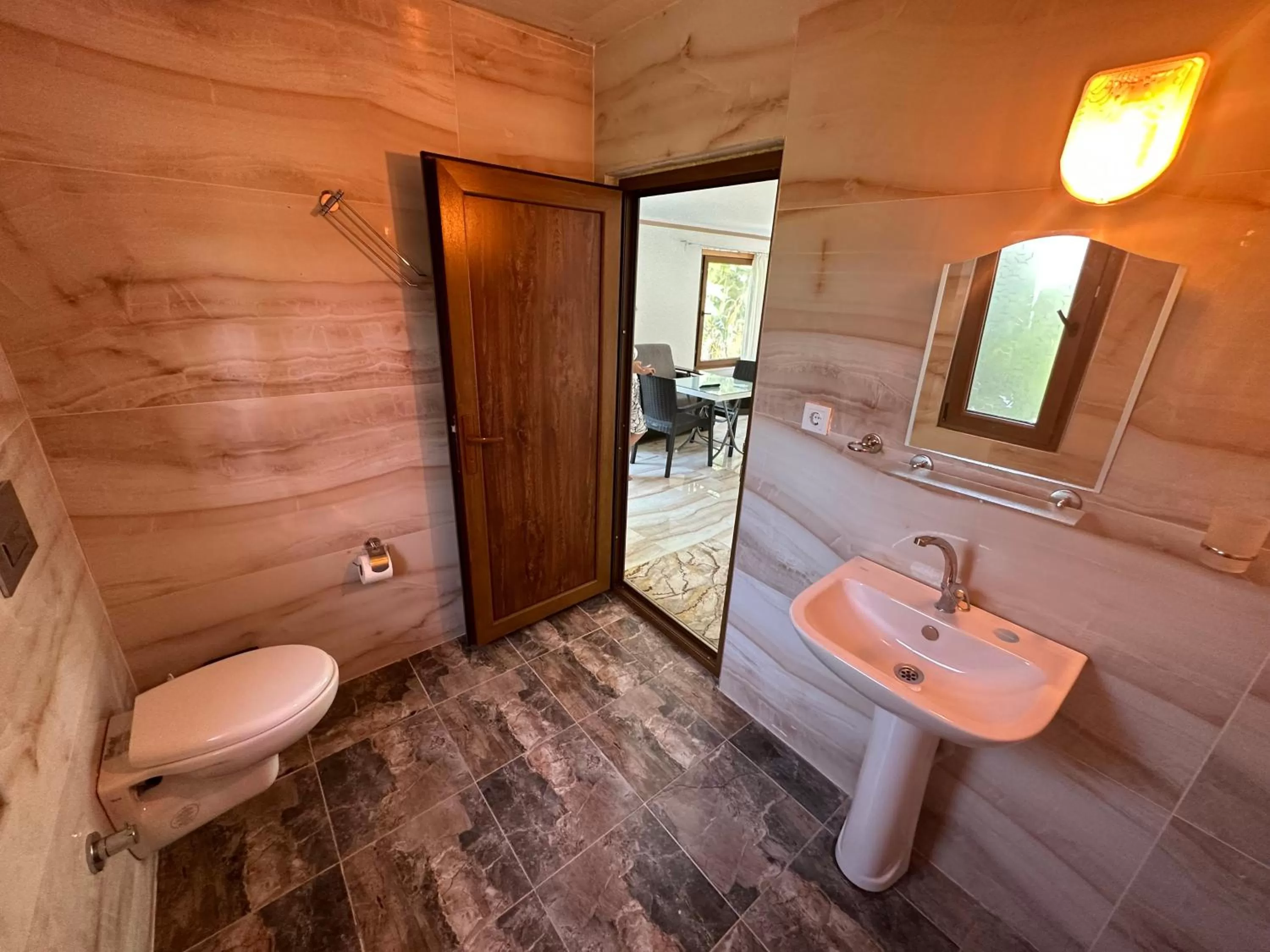 Bathroom in Kiriş Garden Hotel