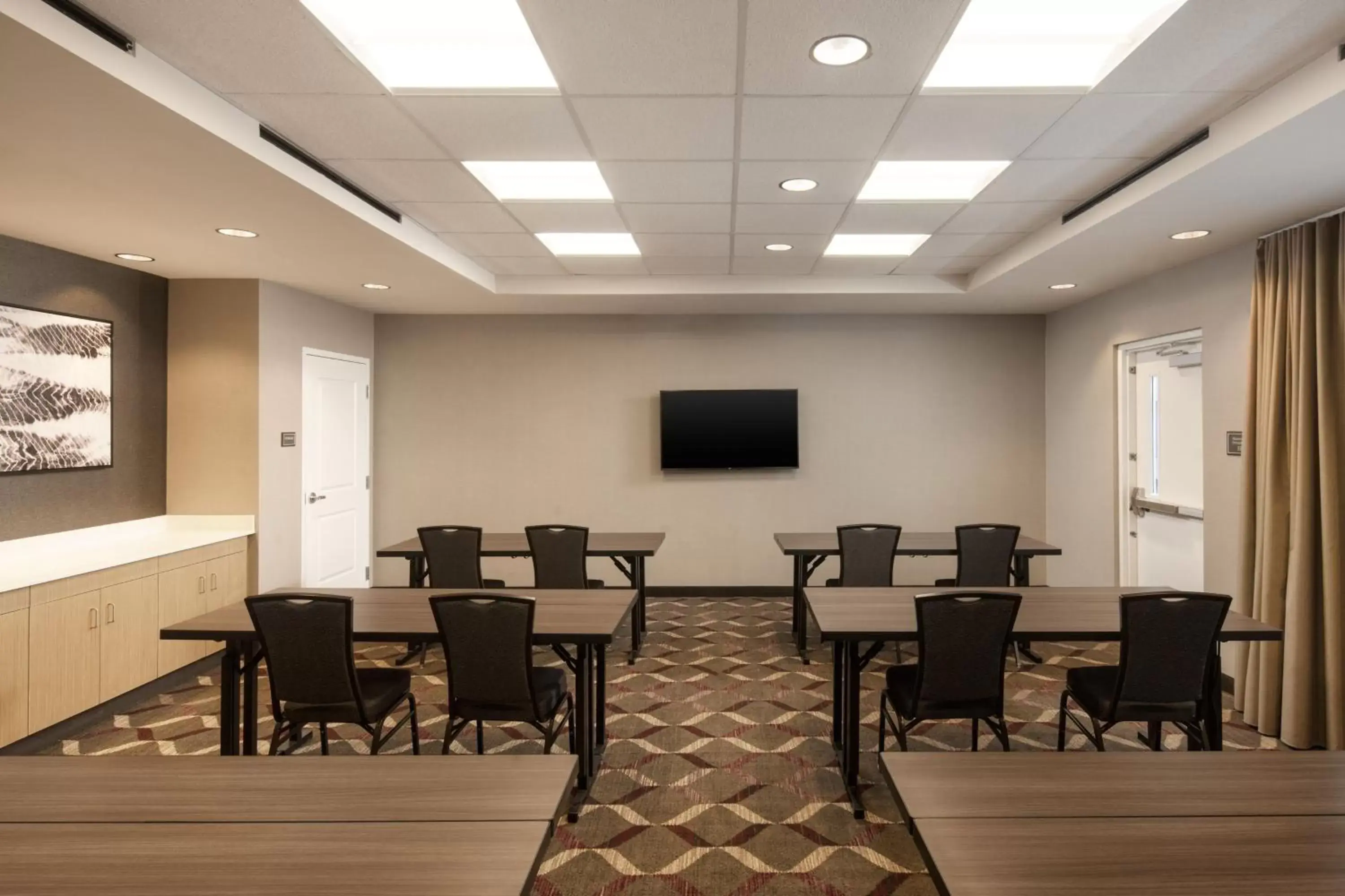 Meeting/conference room in Residence Inn by Marriott Tampa Wesley Chapel