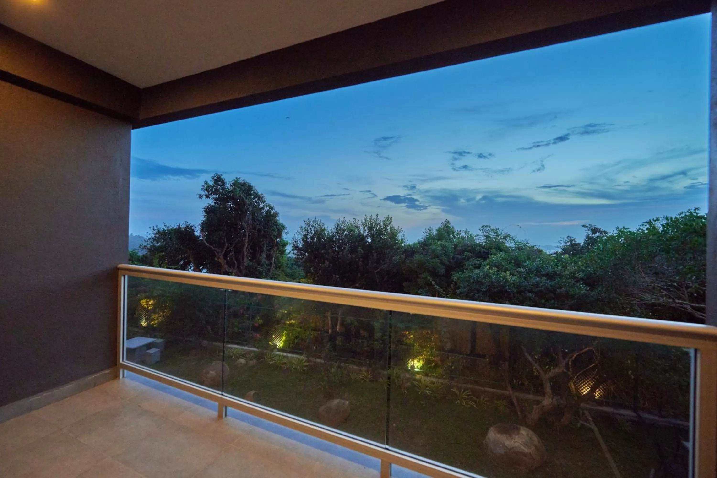 Night in Agnus Unawatuna