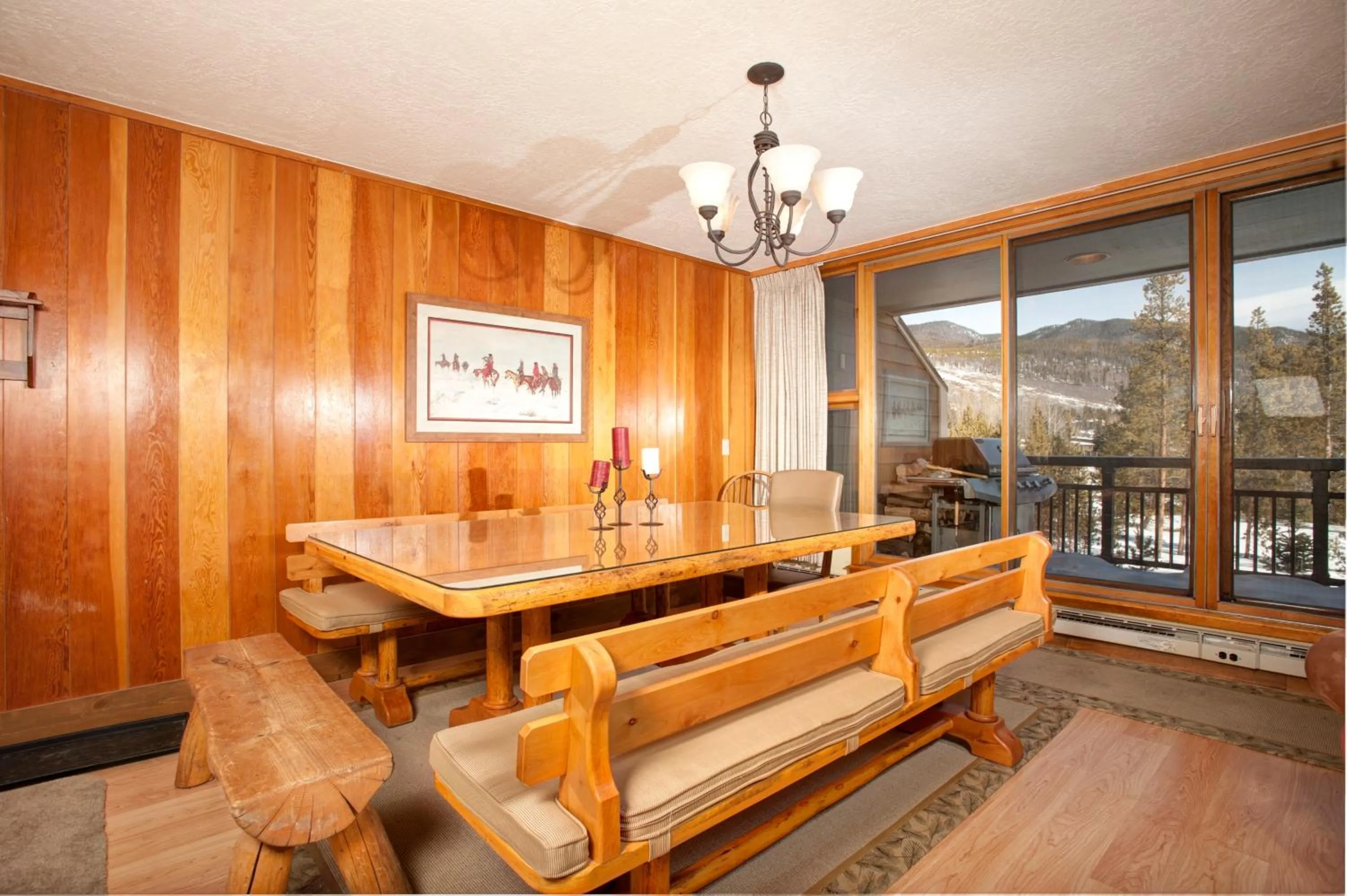 Dining area in Evergreen Condominiums by Keystone Resort