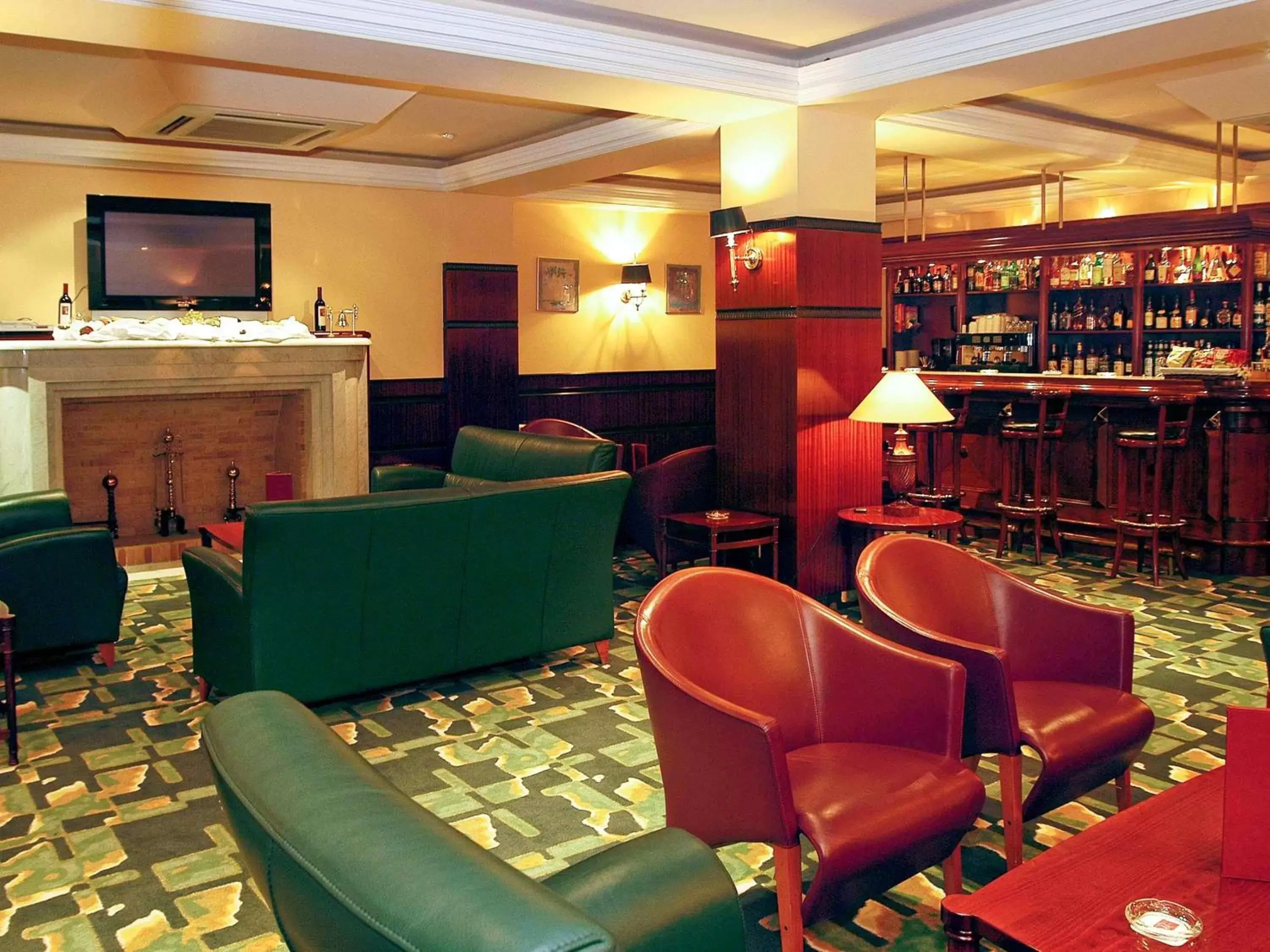Lounge or bar, Lounge/Bar in Mercure Andorra
