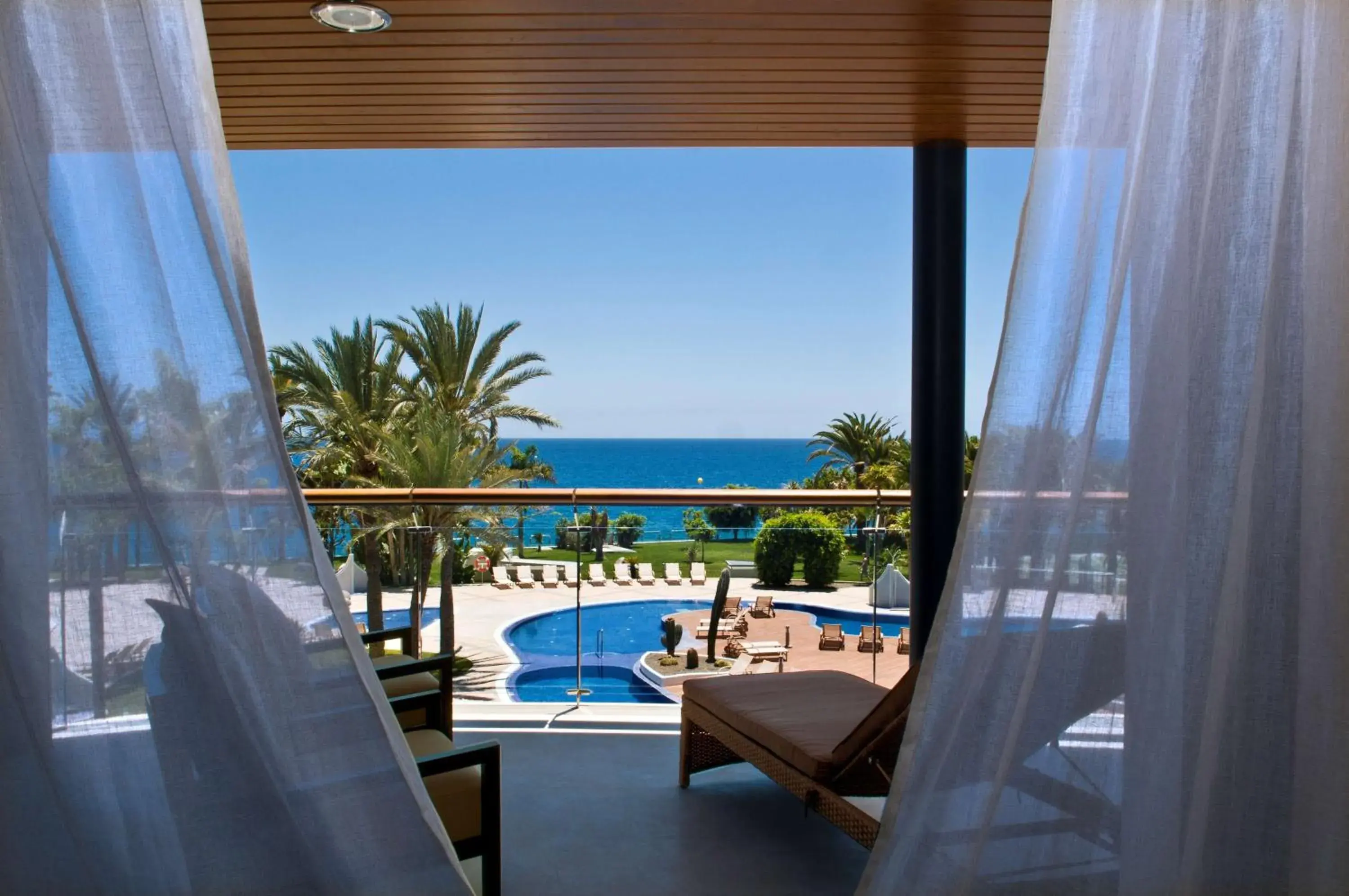 Photo of the whole room, Pool View in Radisson Blu Resort Gran Canaria
