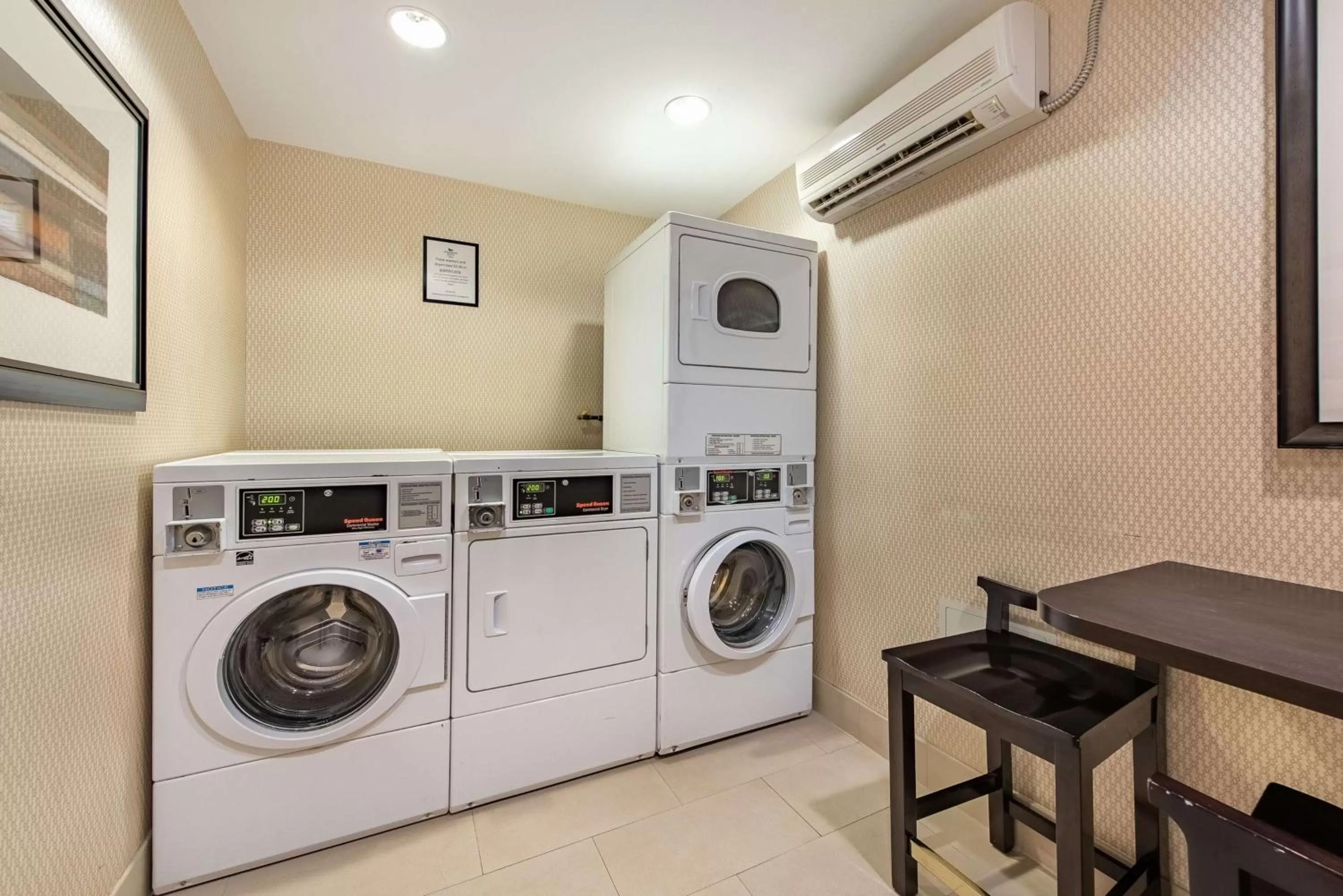 Property building in Homewood Suites by Hilton Oxnard/Camarillo