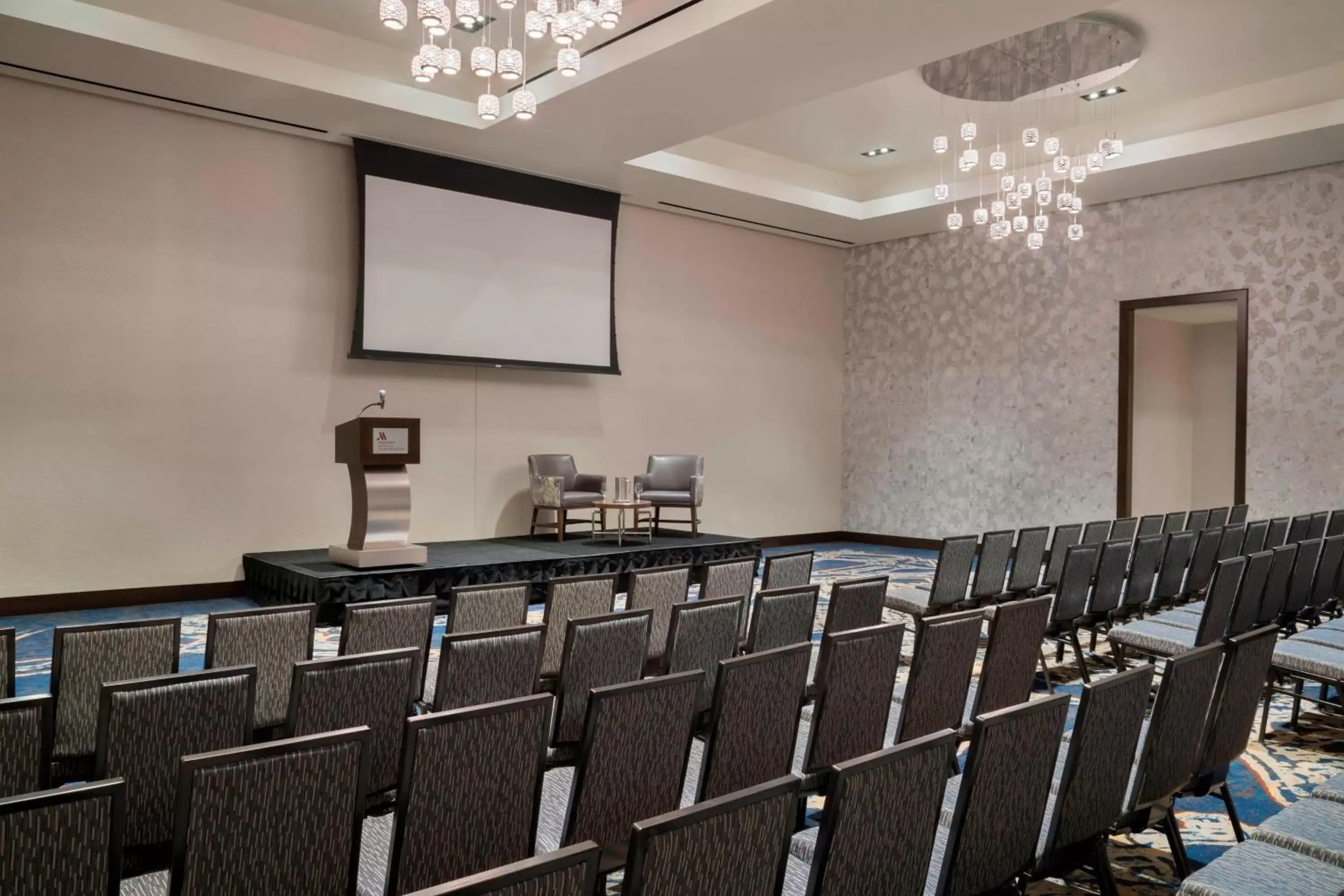 Meeting/conference room, Business Area/Conference Room in Buffalo Marriott at LECOM HARBORCENTER