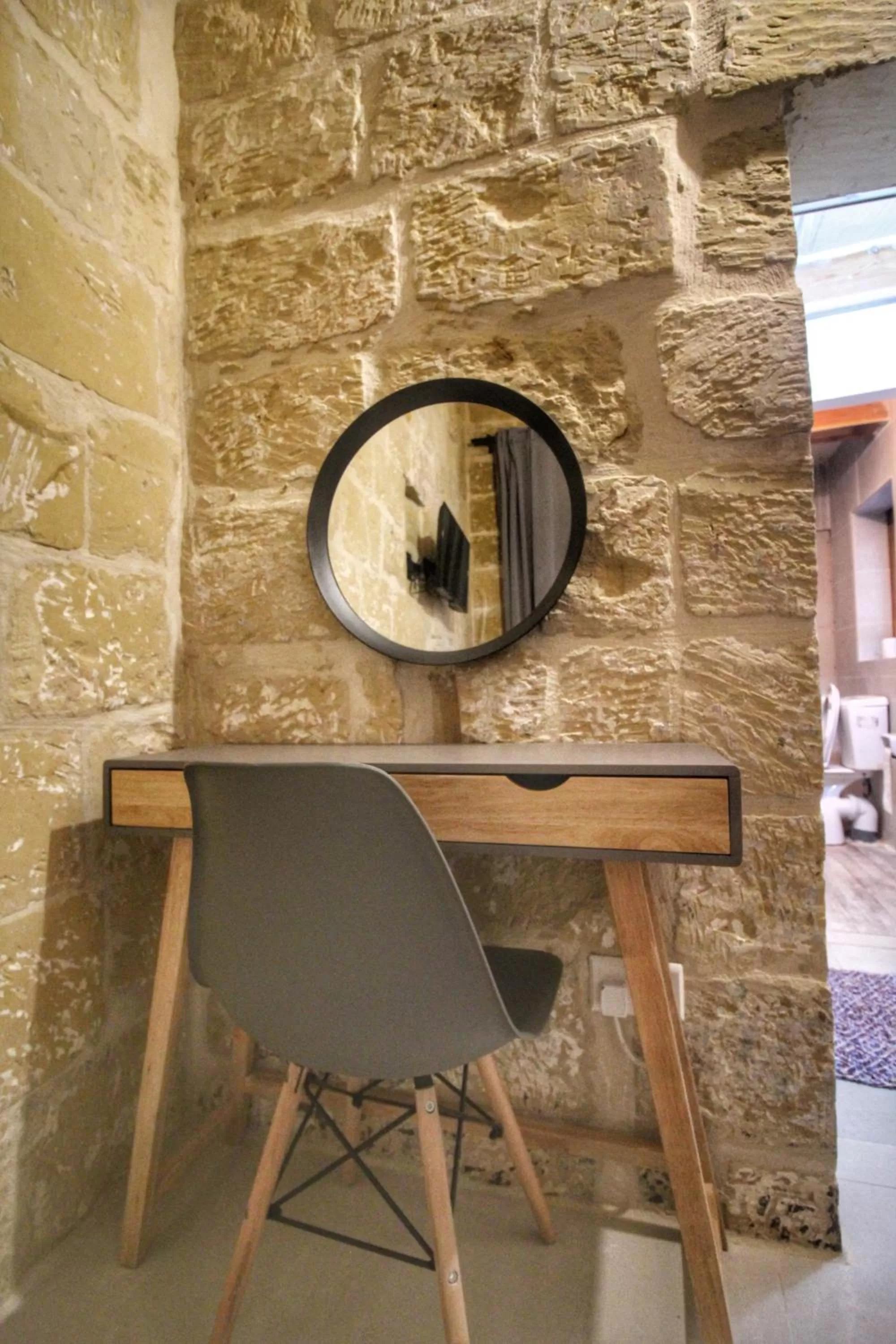 hair dresser in St George of Lydda B&B