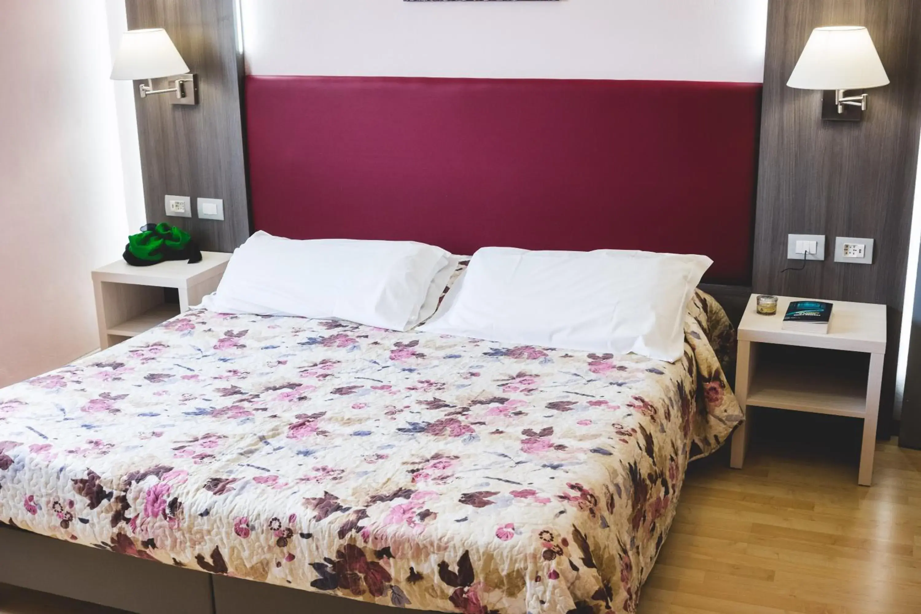 Bedroom, Bed in Hotel Il Giardino