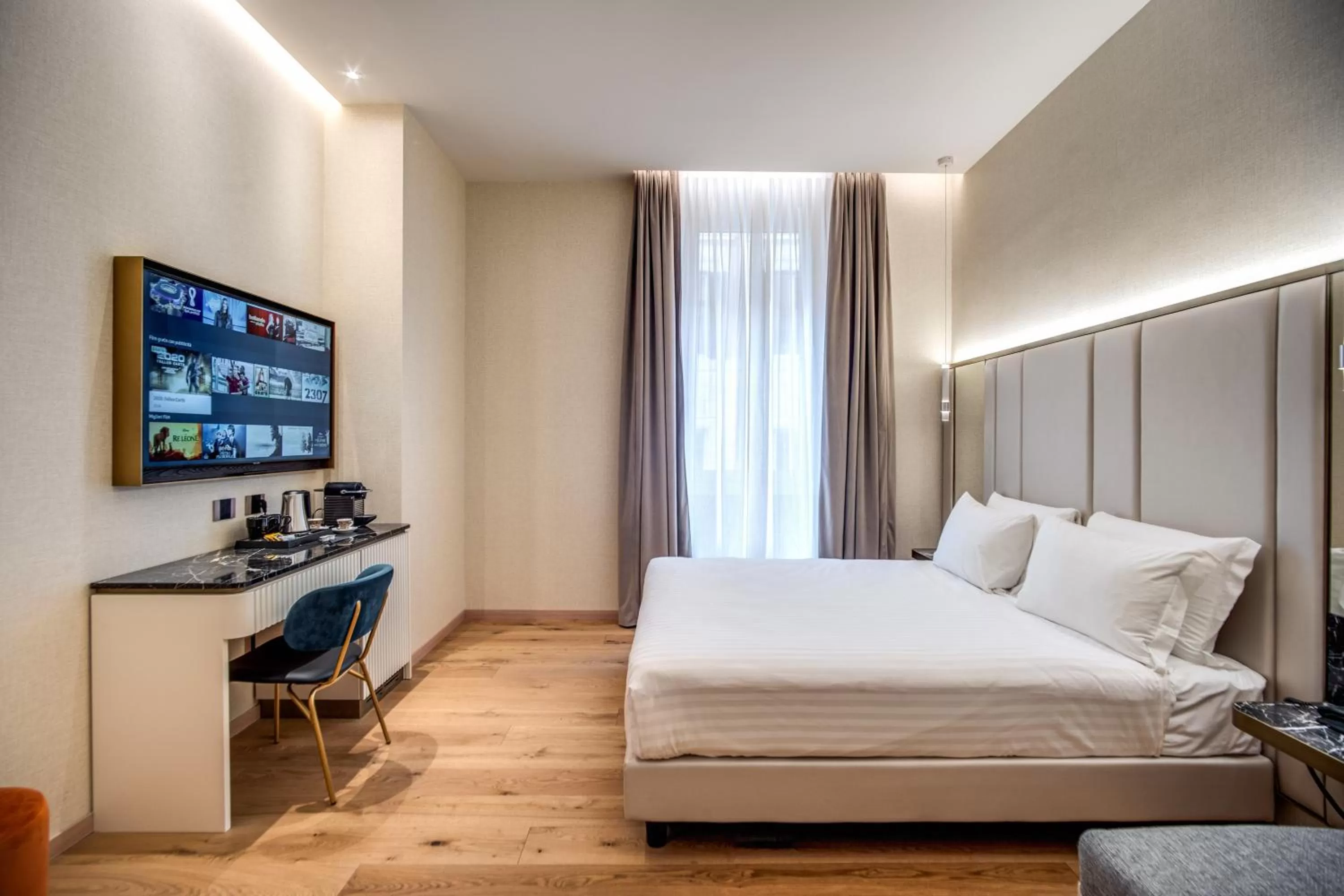 Bed in CC Palace Hotel