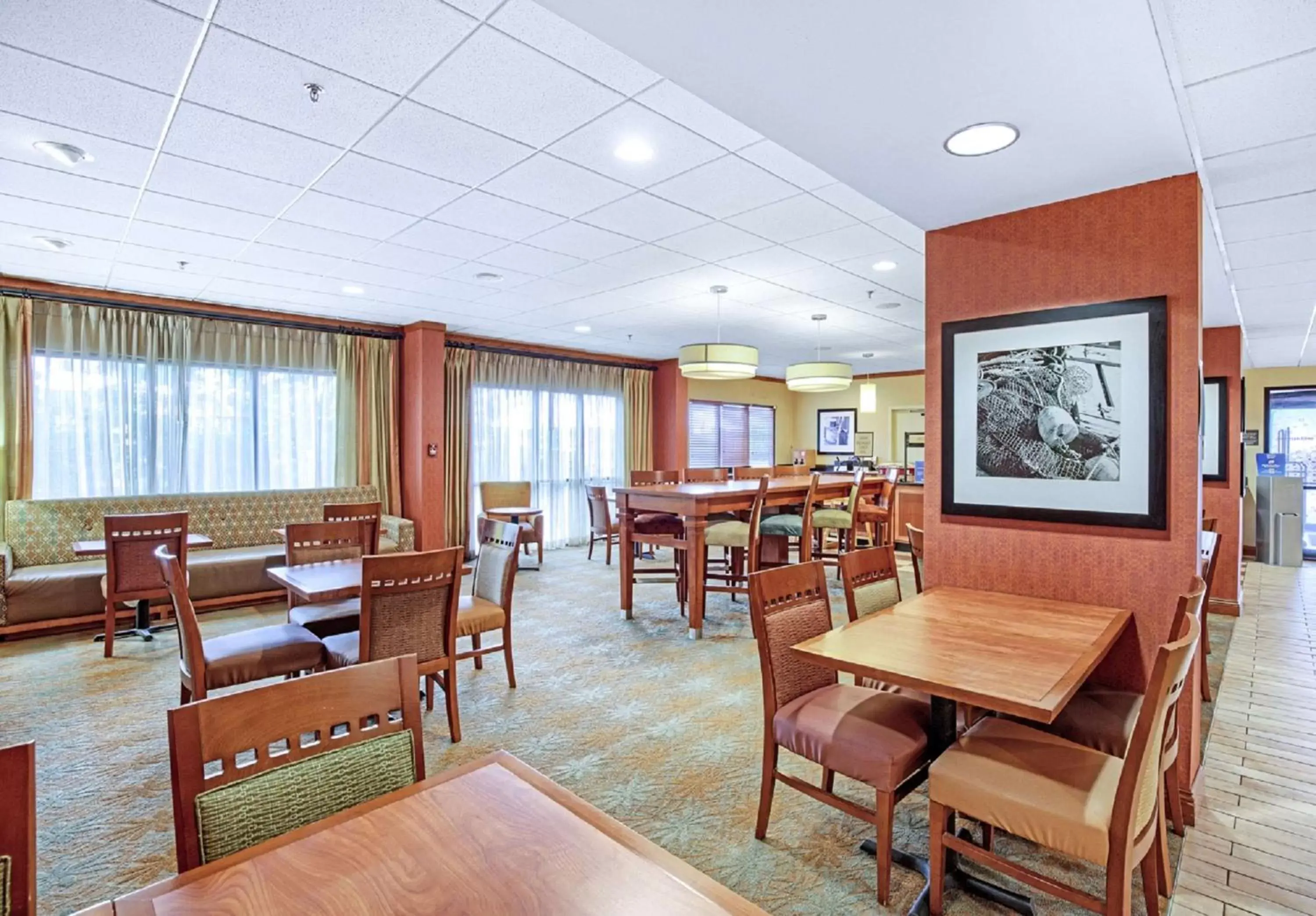 Lobby or reception, Restaurant/Places to Eat in Hampton Inn Mobile-I-10/Bellingrath Gardens