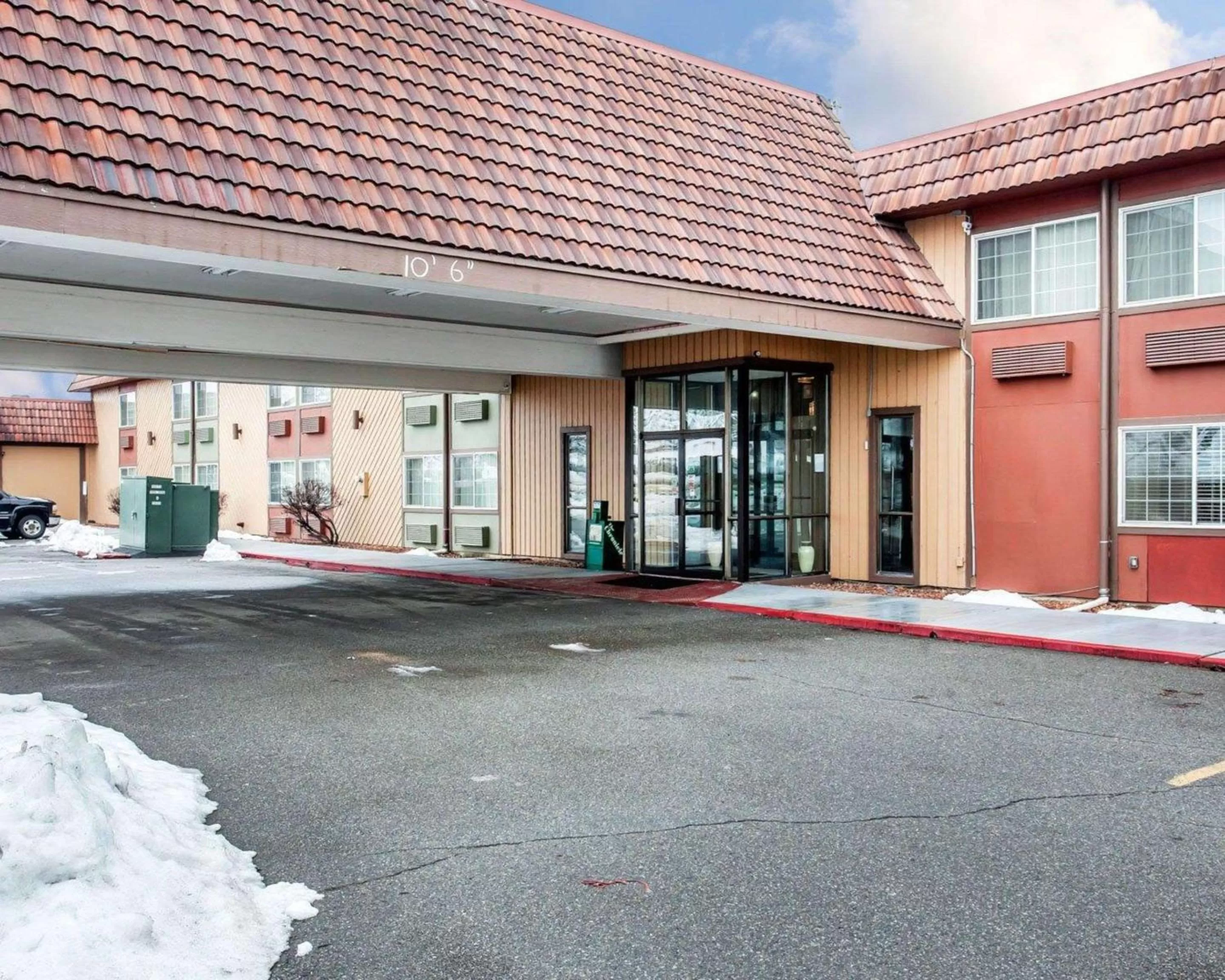 Property building in Quality Inn & Suites Okanogan - Omak